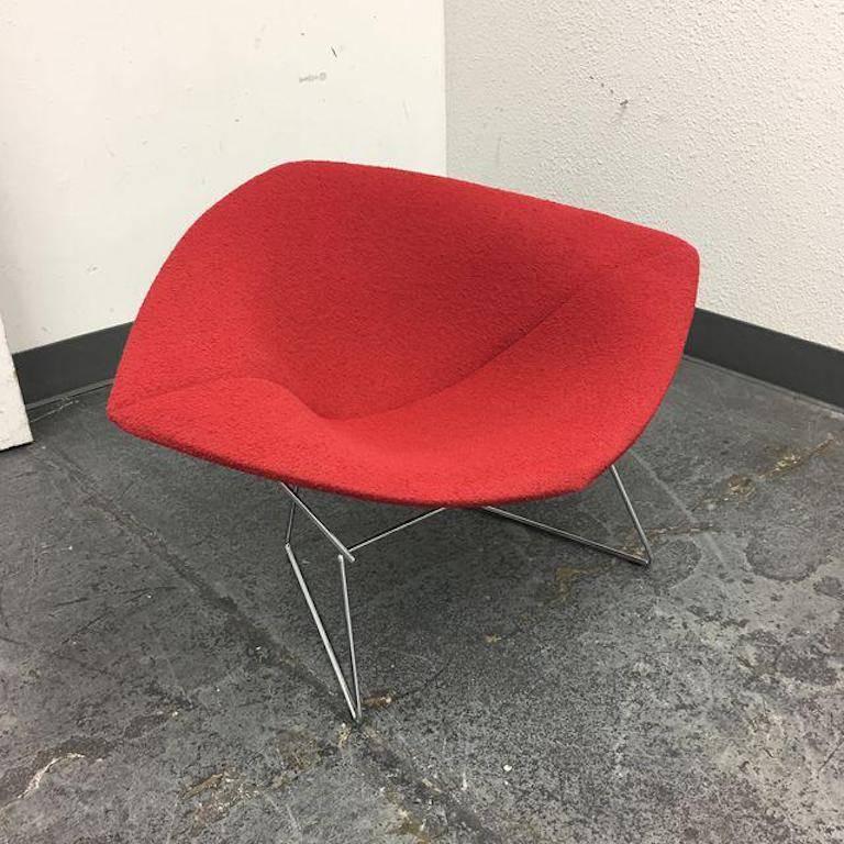 Design Plus Gallery has a large diamond chair from Knoll designed by Harry Bertoia. Designed in 1950, the chair features a durable bent grid of steel rods polished in chrome that making it scratch, chip and chemical resistant. The diamond Lounge