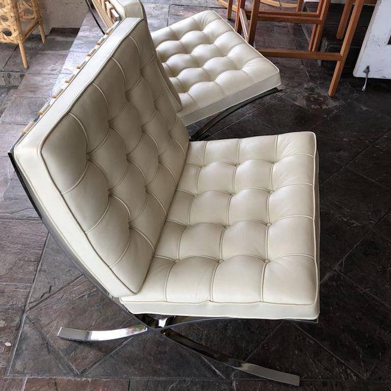 Knoll Barcelona Leather Chairs, Pair In Good Condition In San Francisco, CA