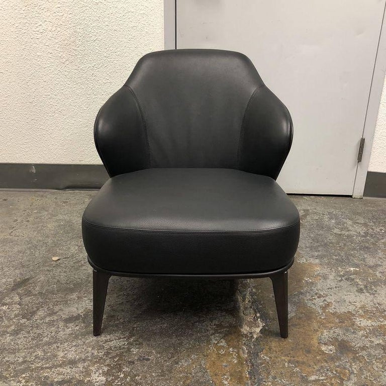 Minotti leslie store chair
