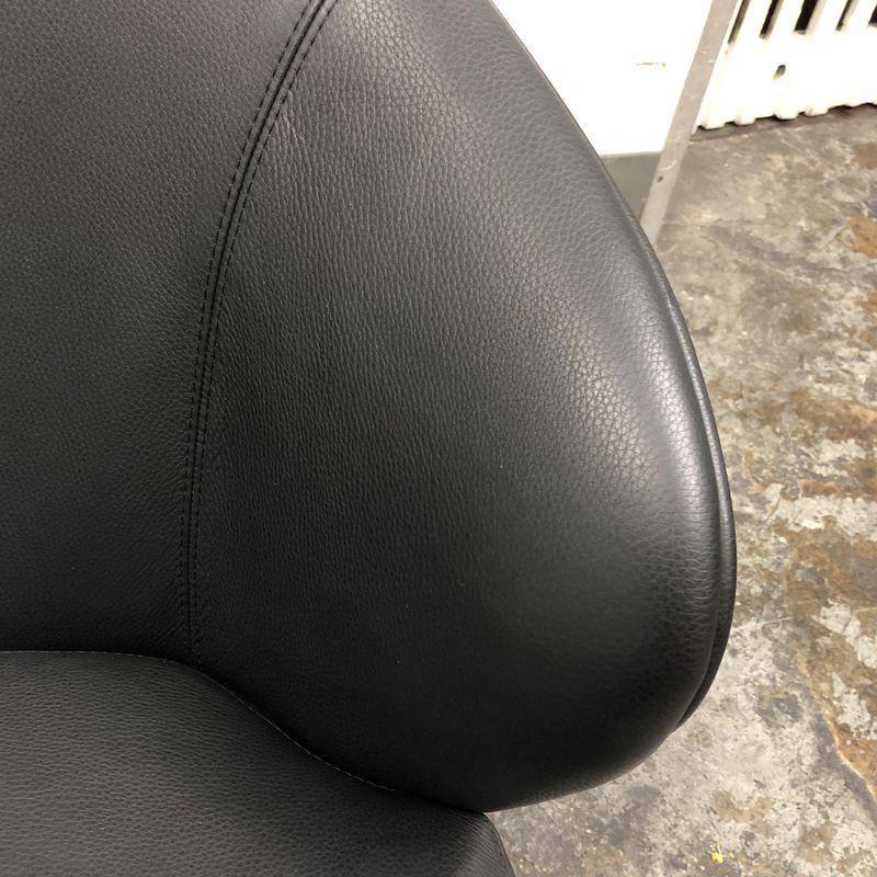 Rodolfo Dordoni Minotti Leslie Armchair In Good Condition In San Francisco, CA