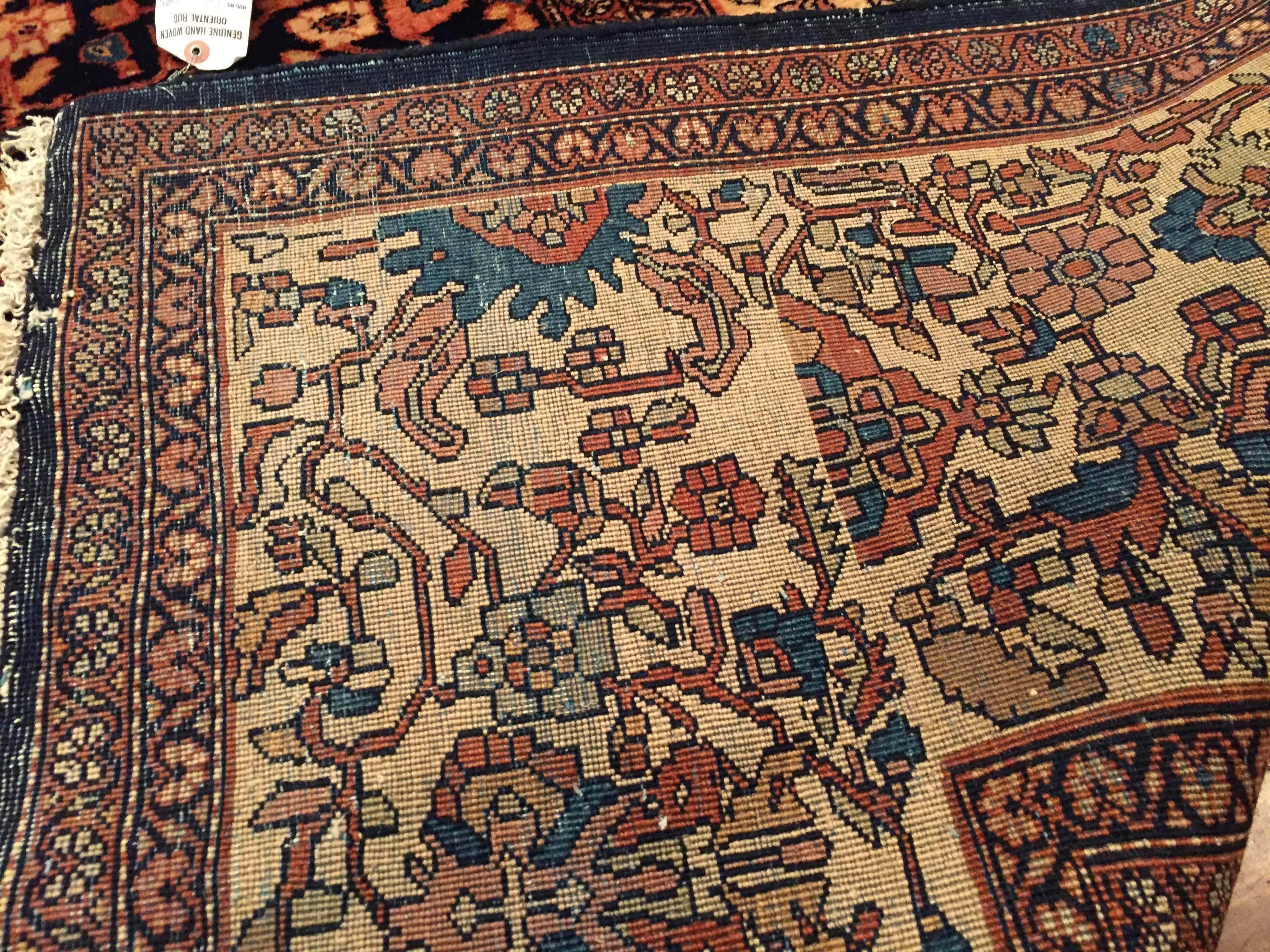 Early 20th Century Antique Persian Sarouk Rug For Sale 2