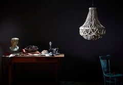 Klaylife, Frill, Grau, Medium, handgefertigter Kronleuchter mit Perlen aus Ton