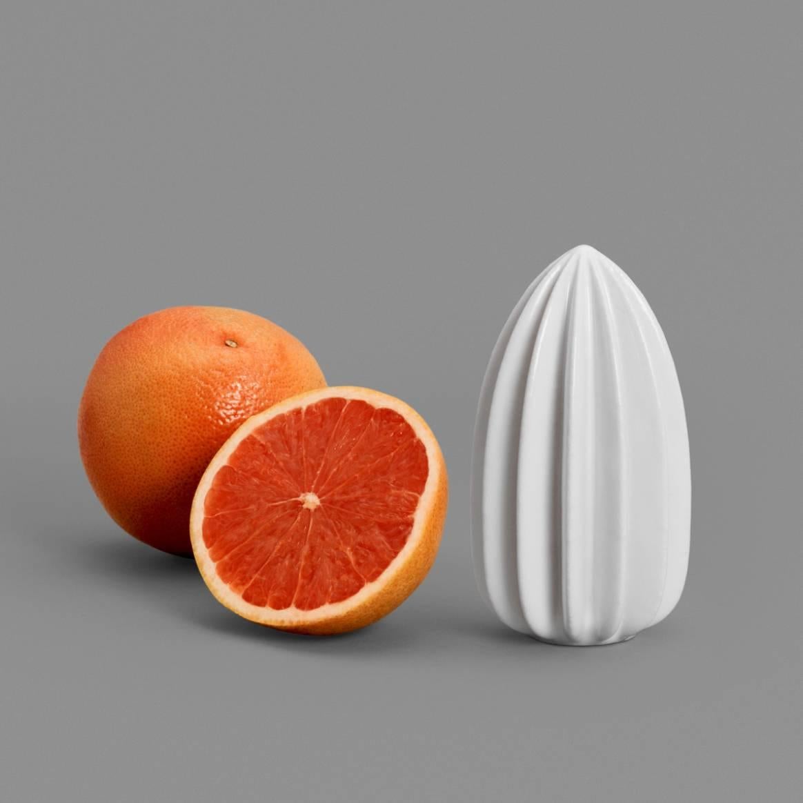 EE Juicer Set in Contemporary 3D Printed Gloss White Porcelain For Sale 3