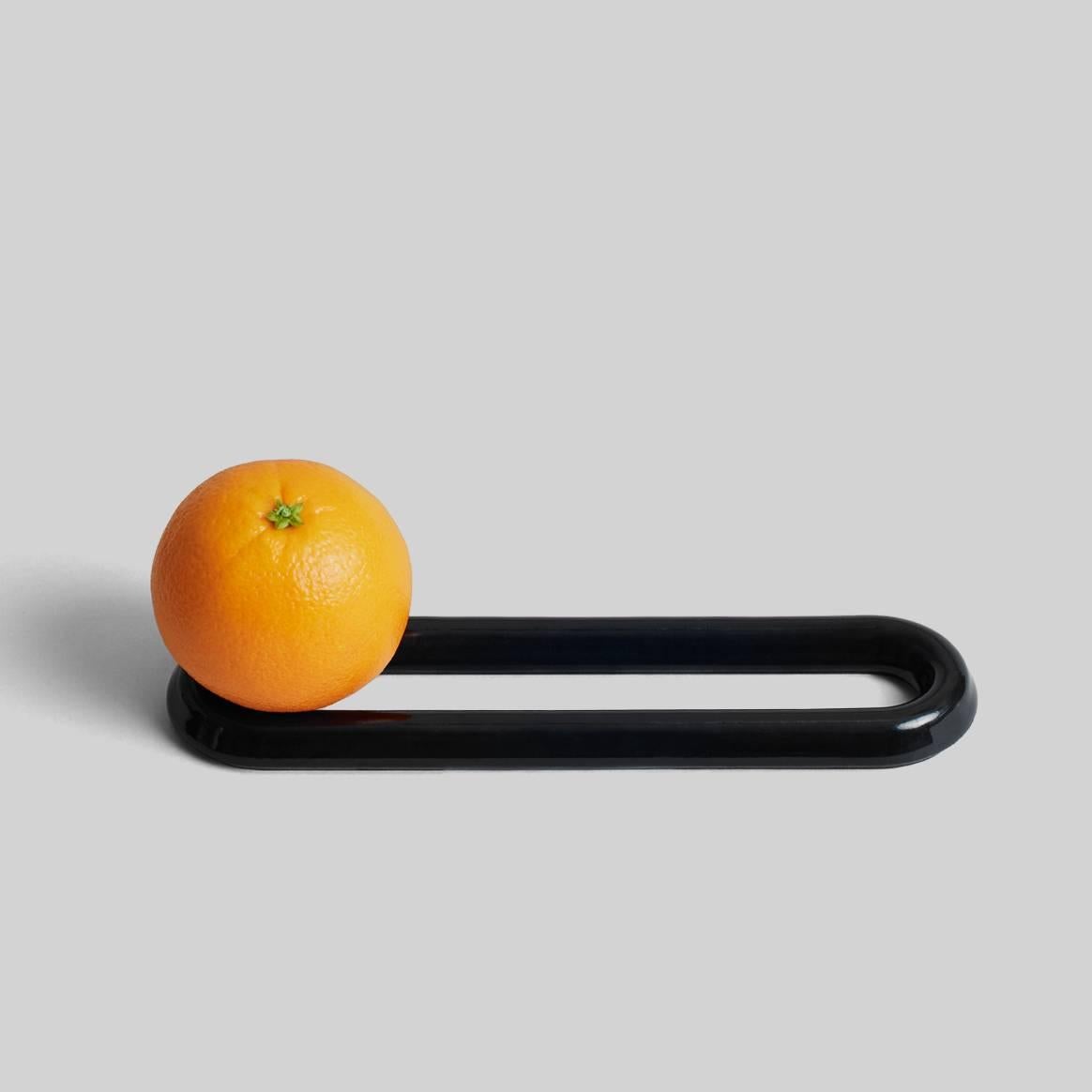 Modern Loup Fruit Bowl in Contemporary 3D Printed Matte Black Porcelain For Sale