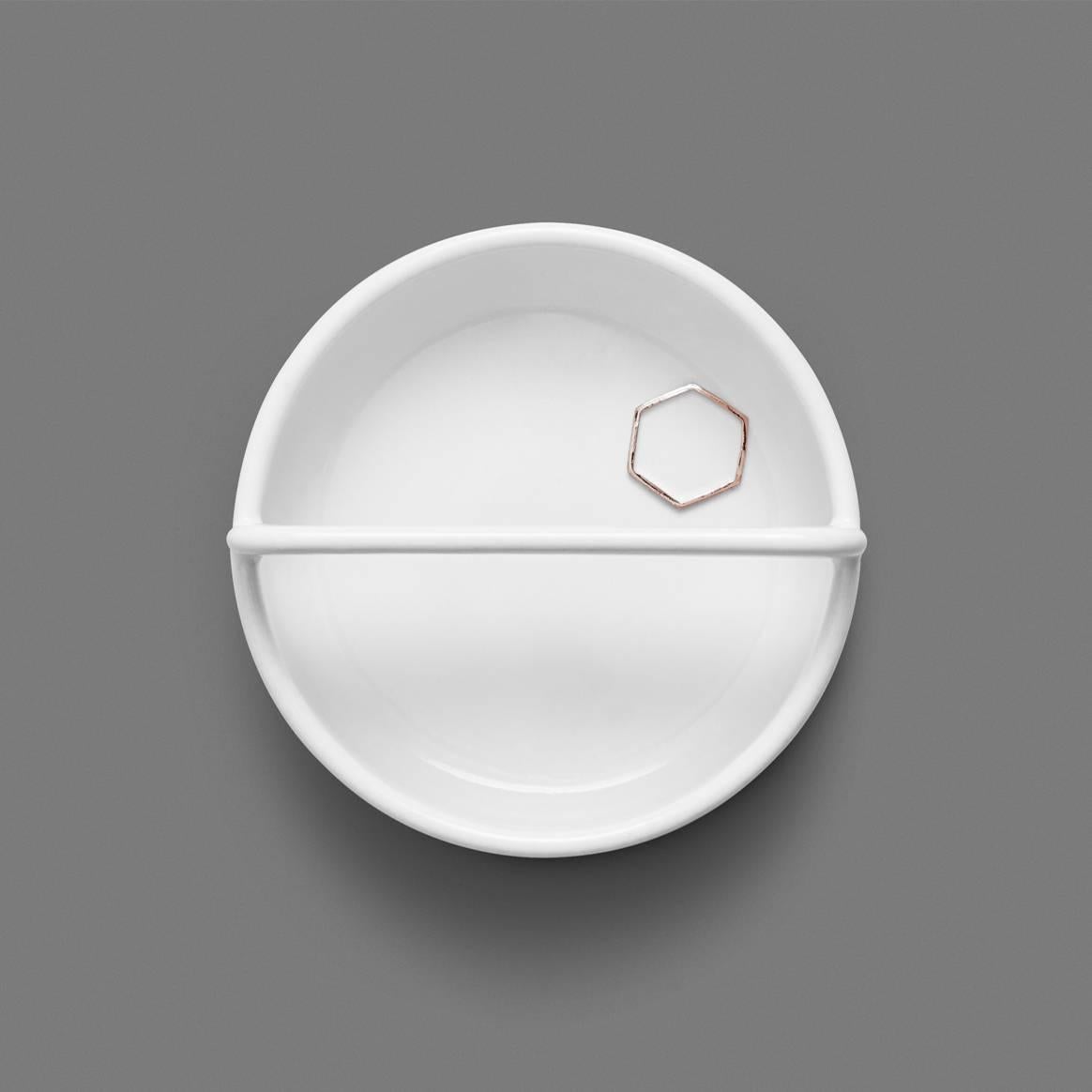 Modern Short Trestle Bowl / Vessel in Contemporary 3D Printed Gloss White Porcelain For Sale