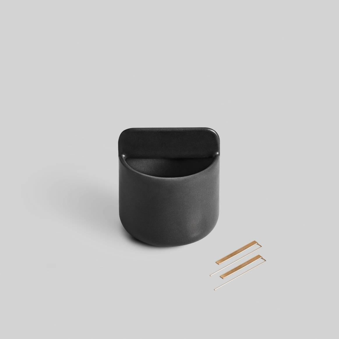 American Trestle Bowl / Vessel Set in Contemporary 3D Printed Matte Black Porcelain For Sale