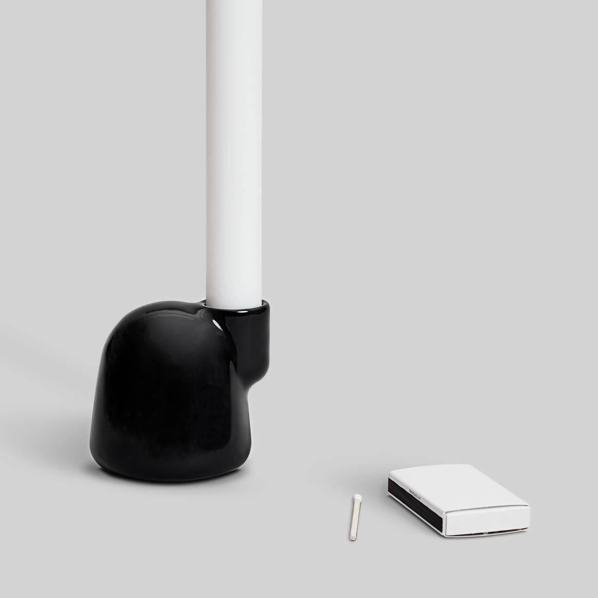 Modern EE Single Candleholder in Contemporary 3D Printed Gloss Black Porcelain For Sale