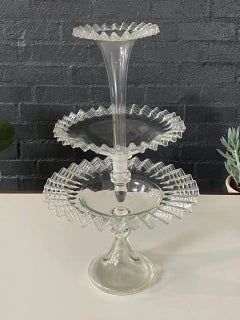 Antique Victorian Ruffled Art Glass Centerpiece