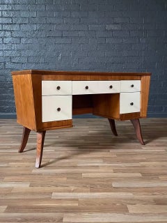 Neu restauriert – Schreibpult im Mid-Century-Modern-Stil mit zweifarbiger Lackierung