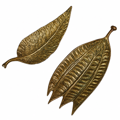 Ein Paar Blatt-Skulpturen aus Vintage-Messing von Oscar JW Hansen