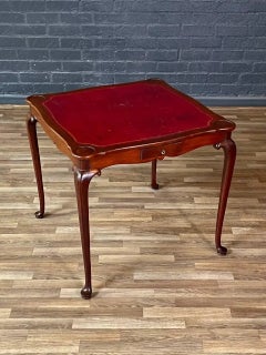 Tavolo da gioco in mogano in stile Queen Anne con piano in pelle lavorata