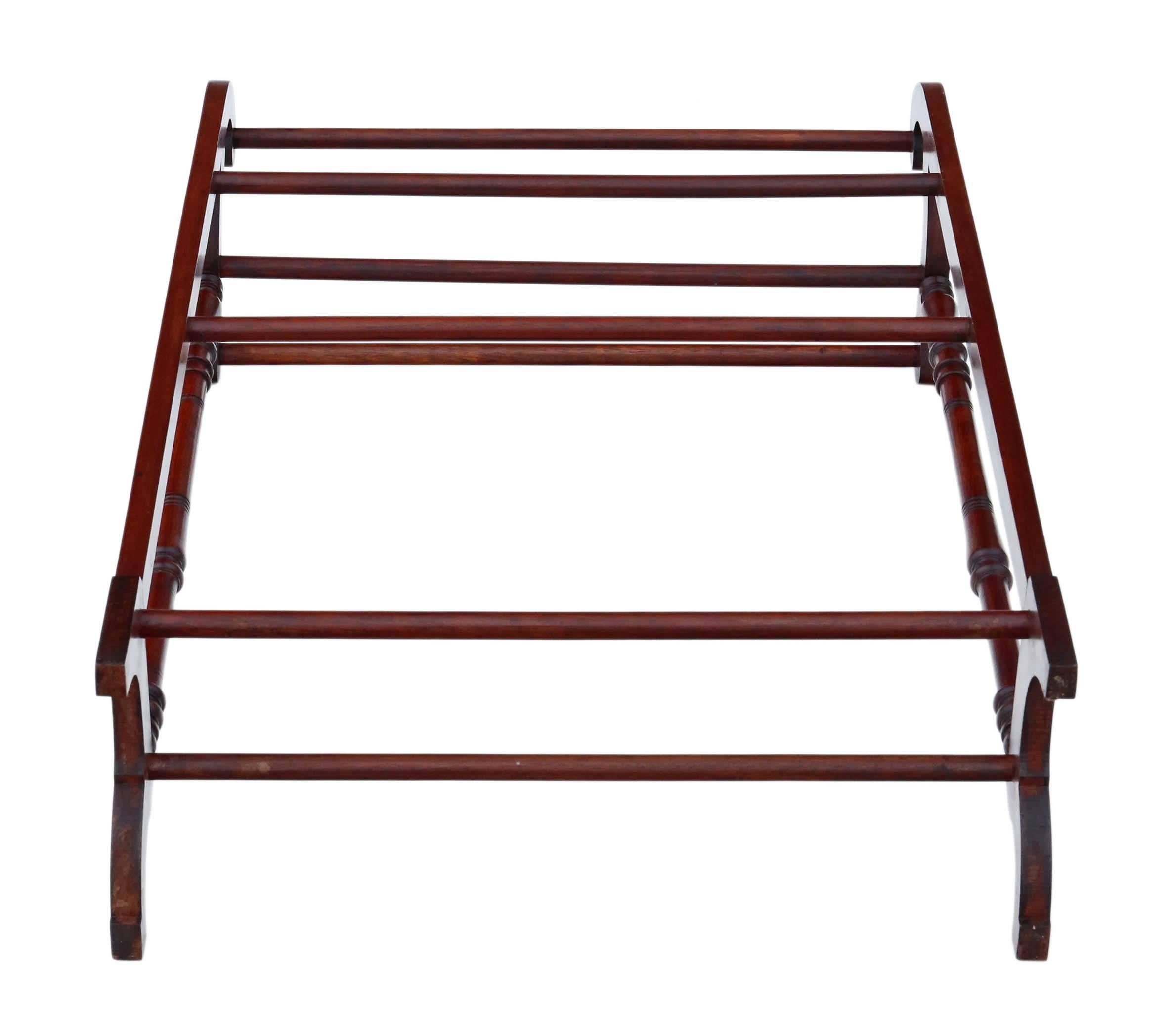 Antique Quality Victorian Mahogany Towel Rail Stand, circa 1890 For Sale 3