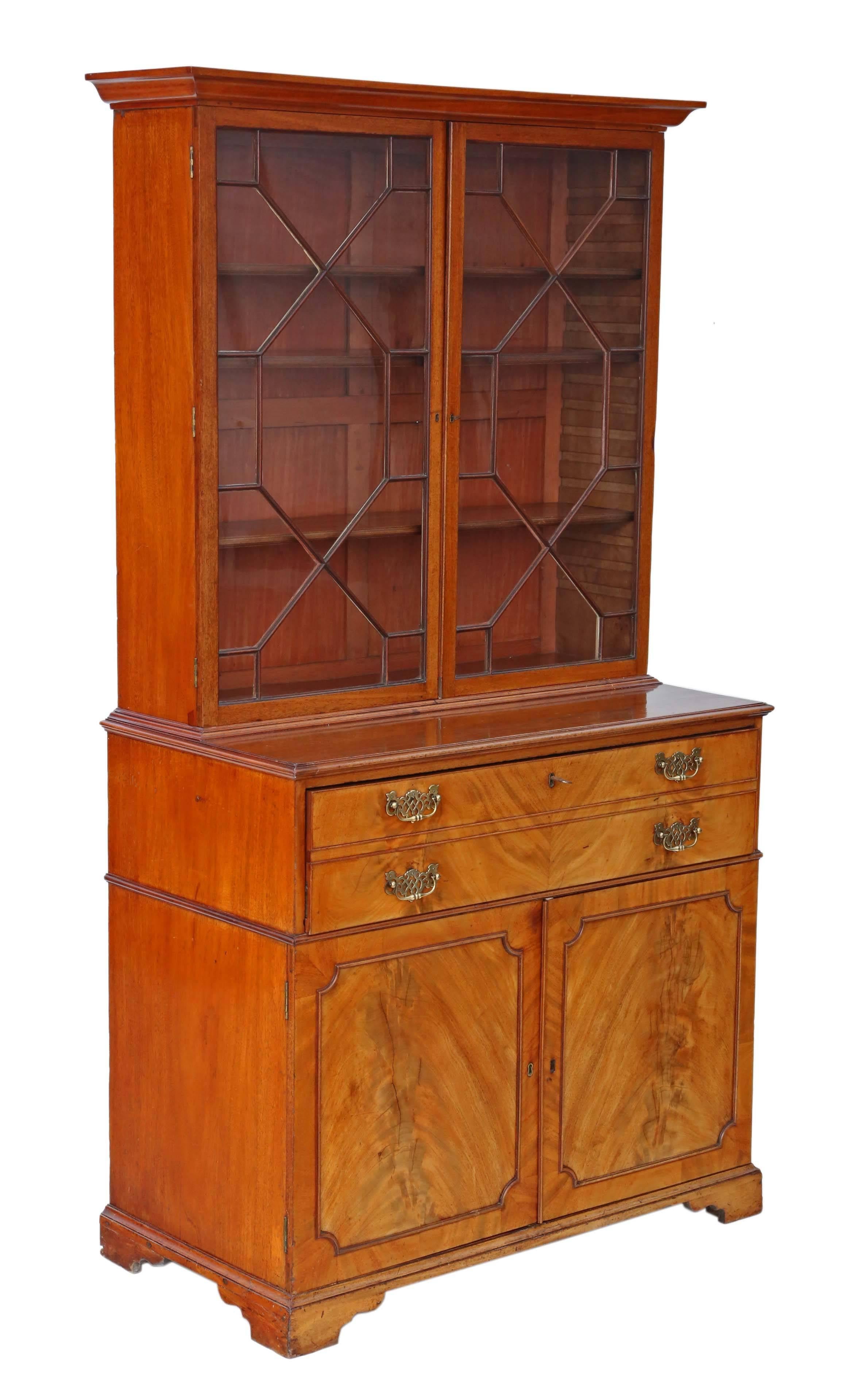 Antique Georgian Mahogany Secretaire Bookcase, circa 1800 For Sale 1