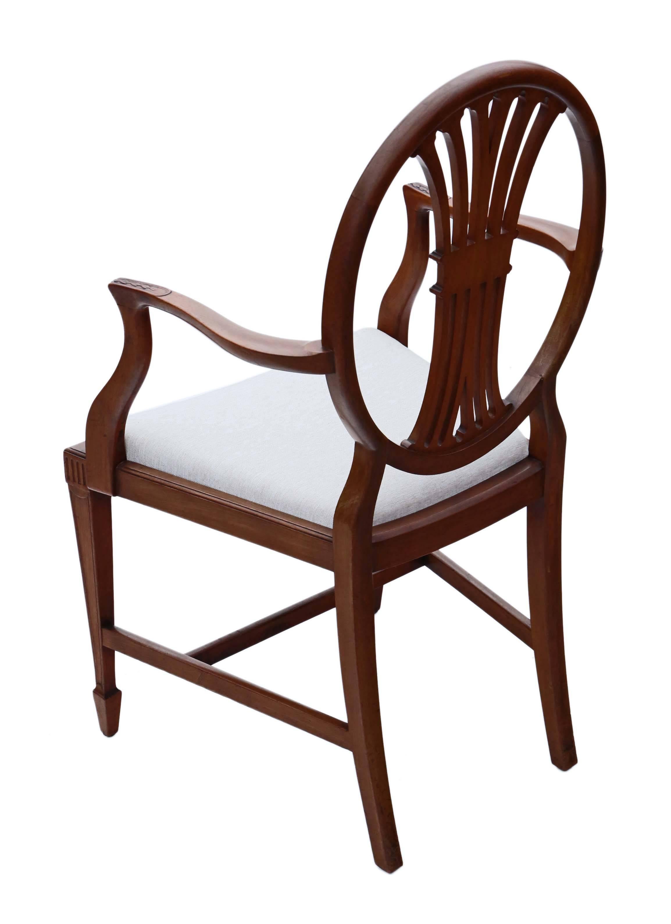 Early 20th Century Antique Fine Quality Set of Eight Mahogany Georgian Revival Dining Chairs For Sale