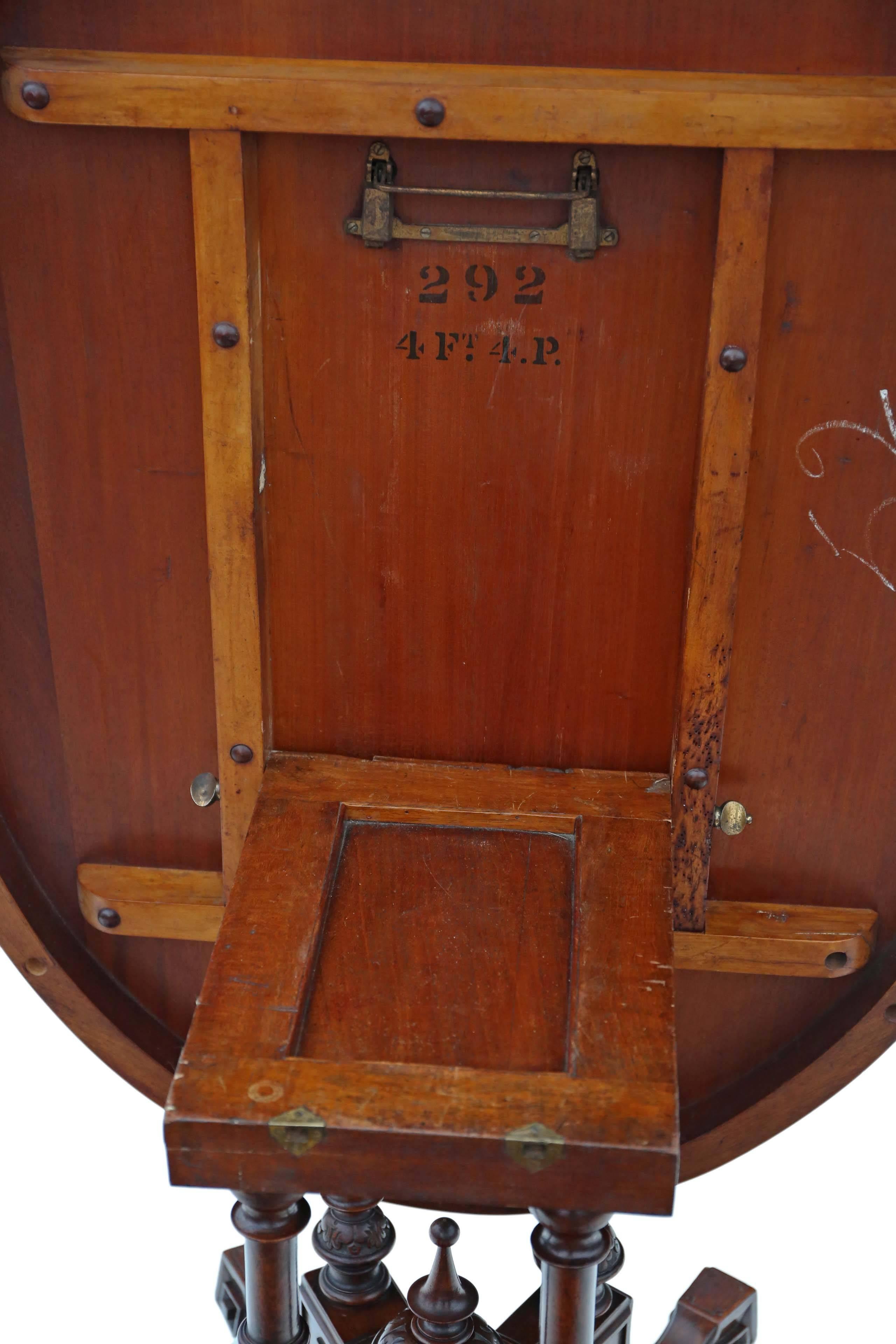 Antique Victorian Aesthetic Burr Walnut Oval Loo Breakfast Table Tilt-Top In Good Condition For Sale In Wisbech, Walton Wisbech