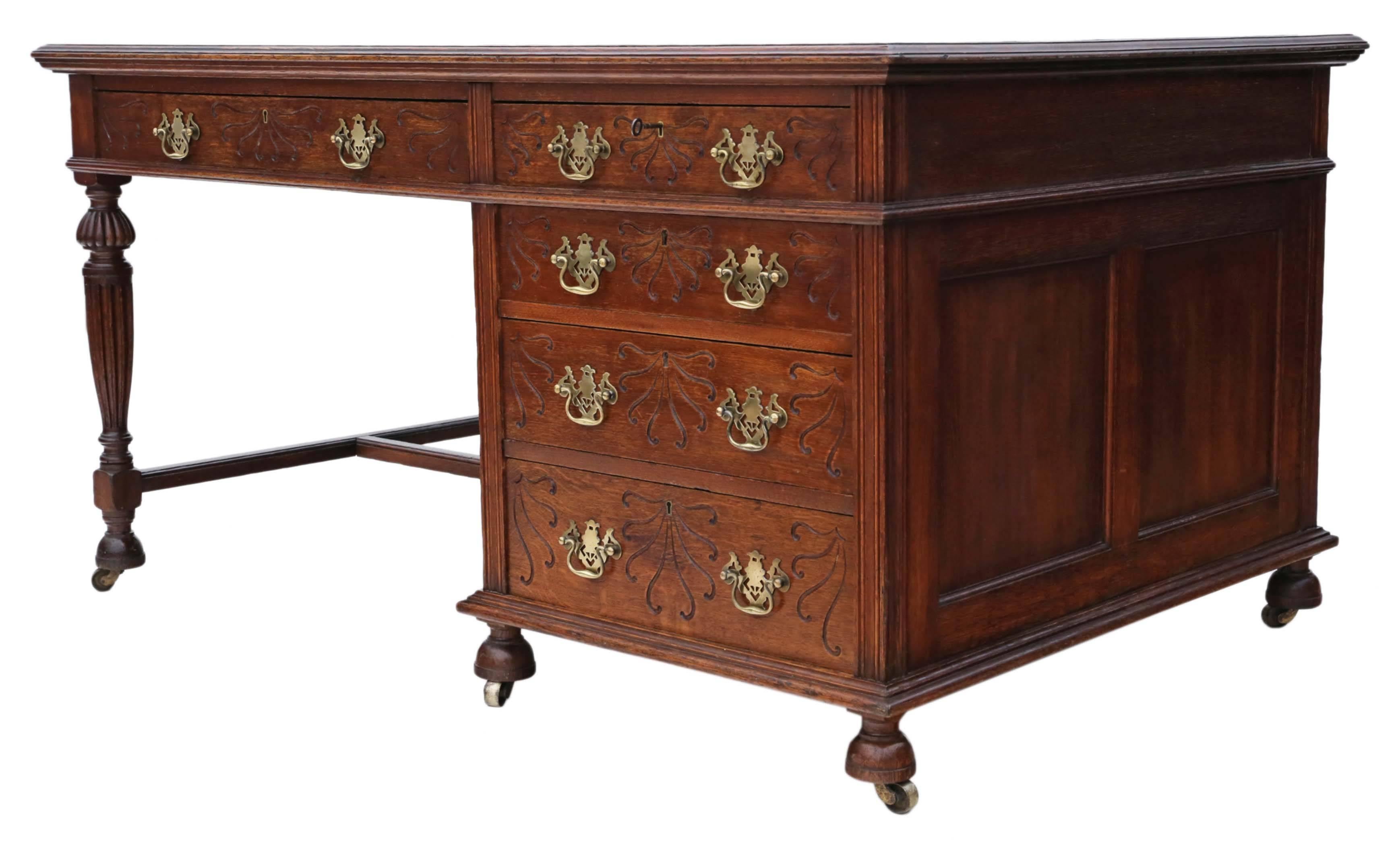 Antique Quality Large Victorian Oak Pedestal Partner's Desk, circa 1900 For Sale 3