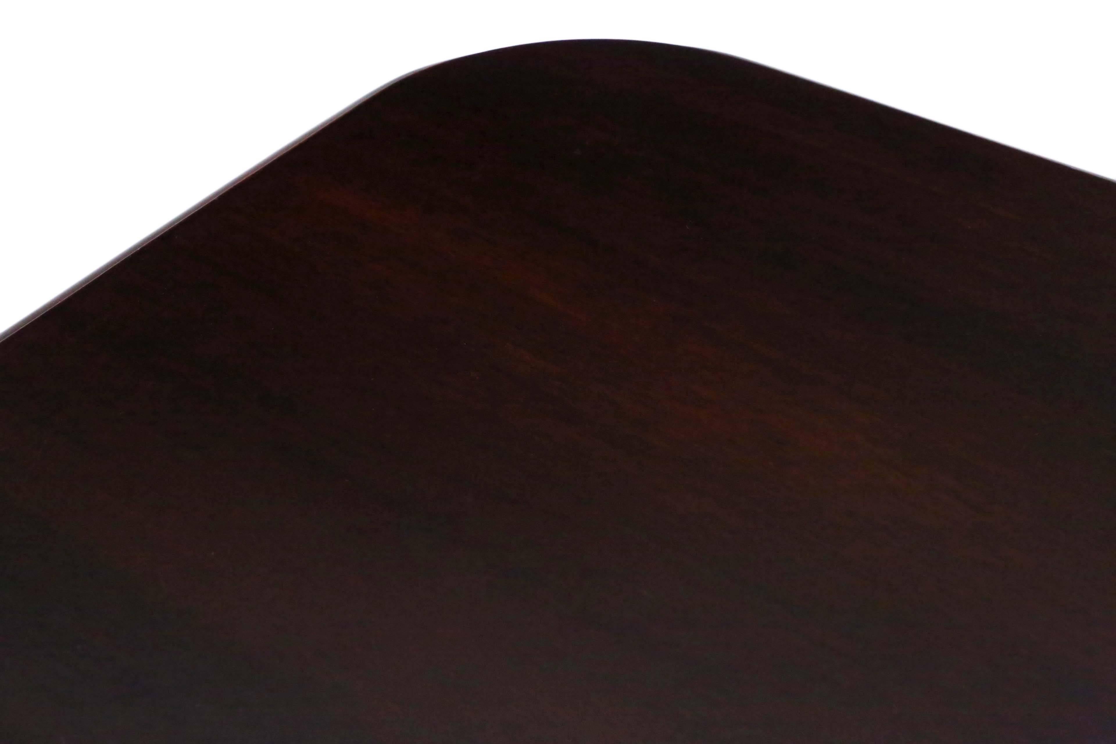 Antique Quality Victorian circa 1900 Mahogany Wind Out Extending Dining Table For Sale 2