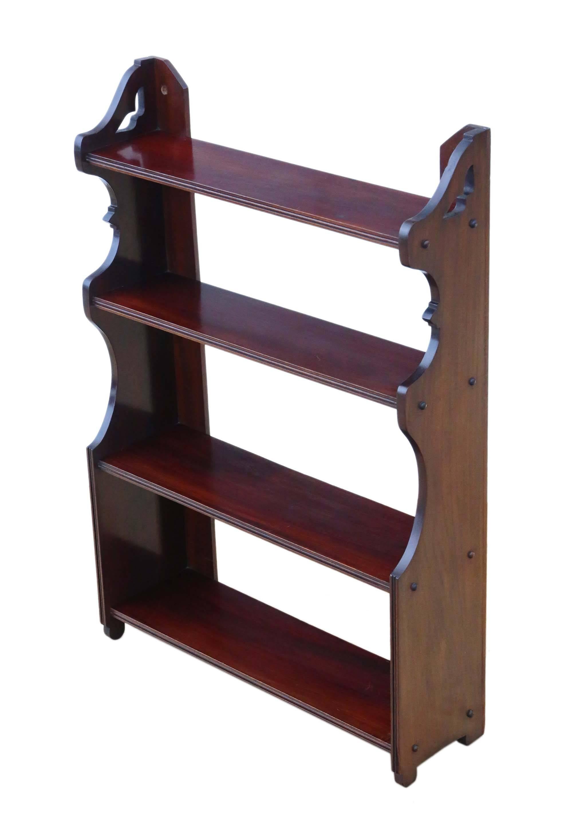 Antique quality late Victorian mahogany open bookcase, circa 1900.

Solid and strong, with no loose joints. Has been both floor and wall-mounted.

Would look great in the right location! No woodworm. A good quality piece.

Overall maximum