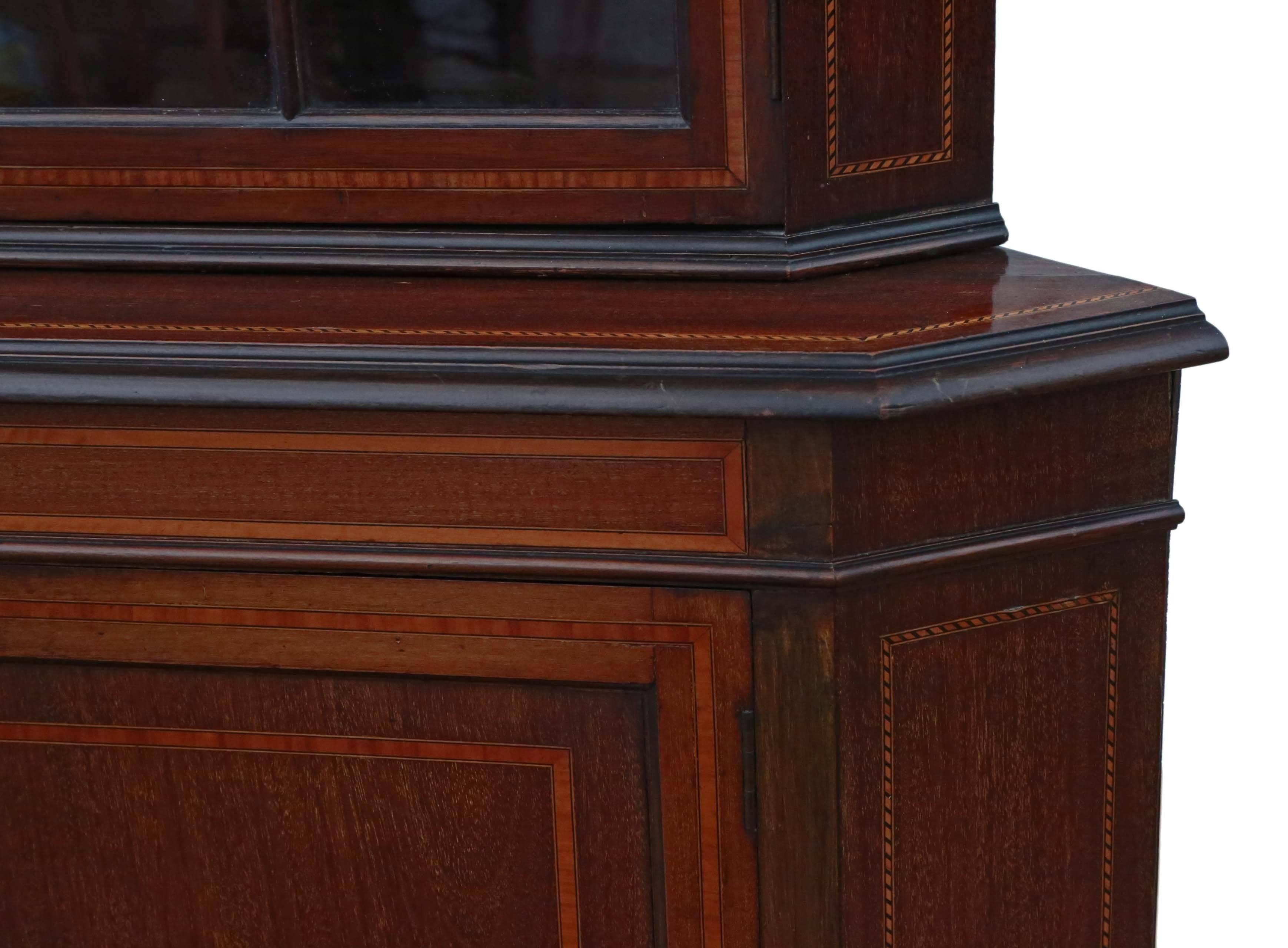 British Antique Quality Edwardian Mahogany Glazed Corner Cupboard Display Cabinet For Sale
