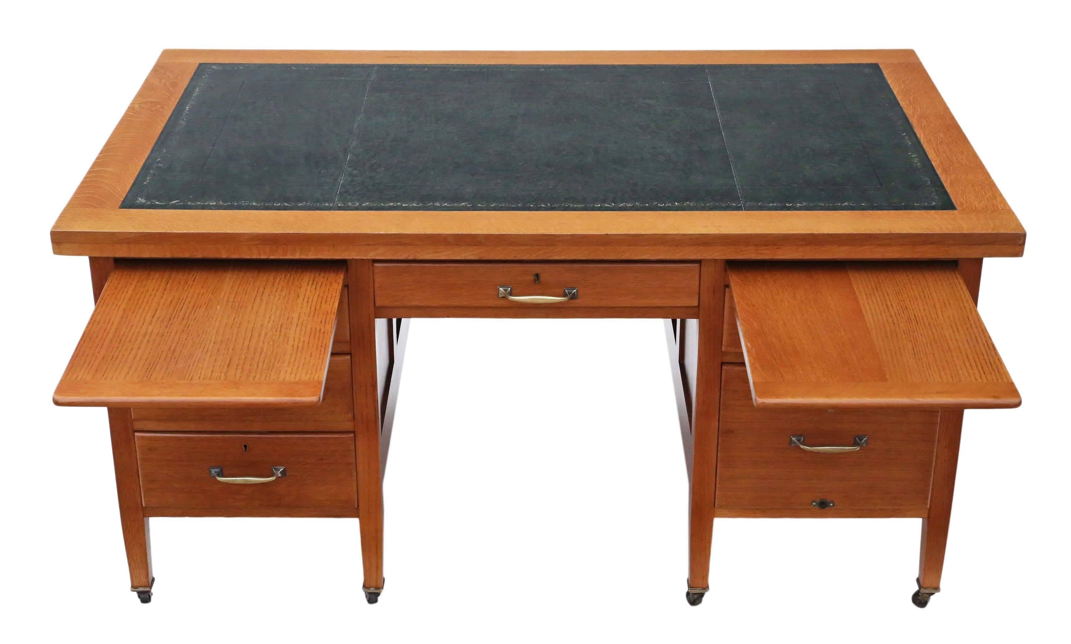 British Antique Quality Large Oak Twin Pedestal Desk For Sale
