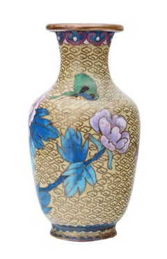 Antique Mid-20th Century Chinese Cloisonne Vaseantique