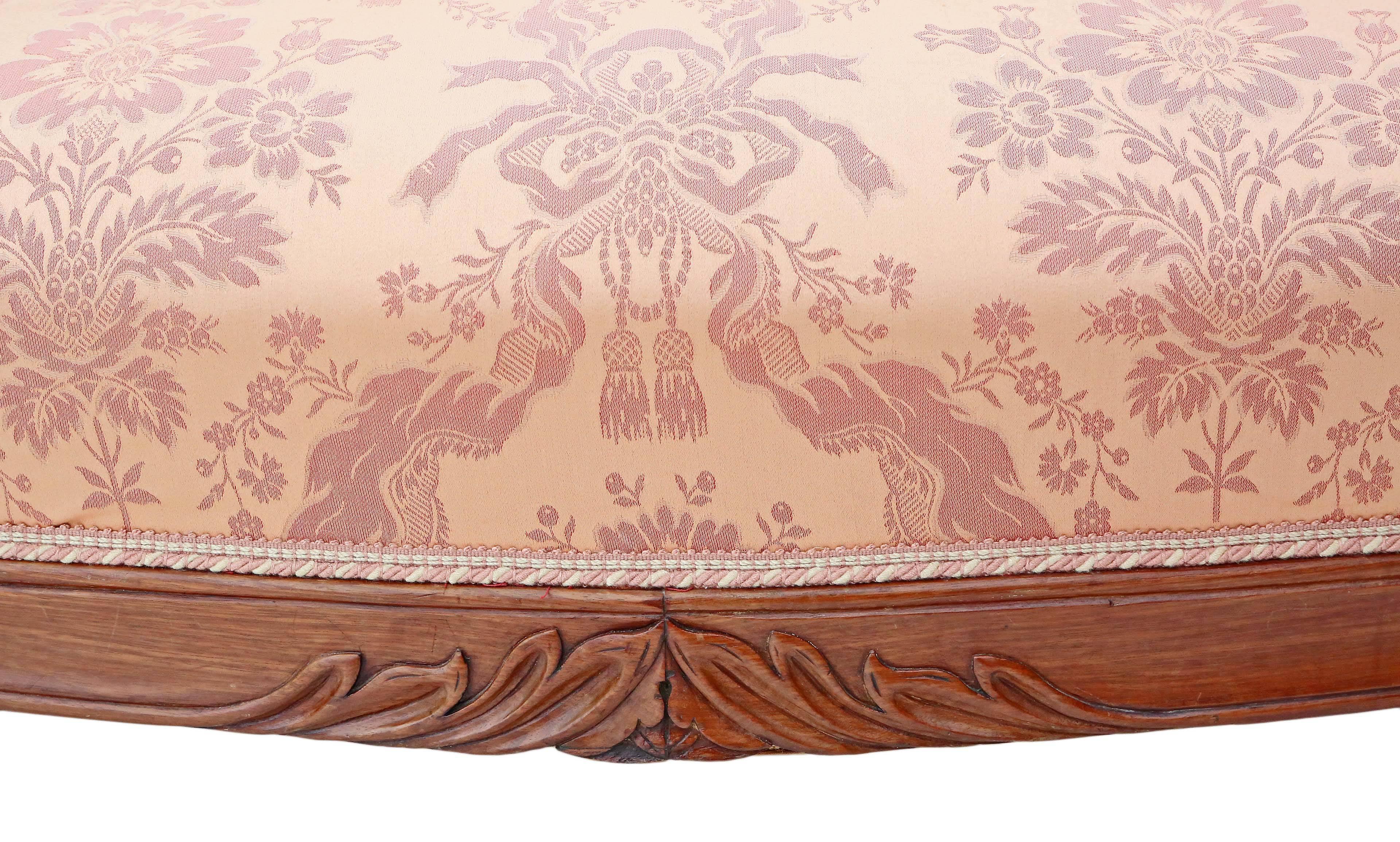 Antique Quality 19th Century Carved French Walnut Sofa Settee Chaise Longue For Sale 6