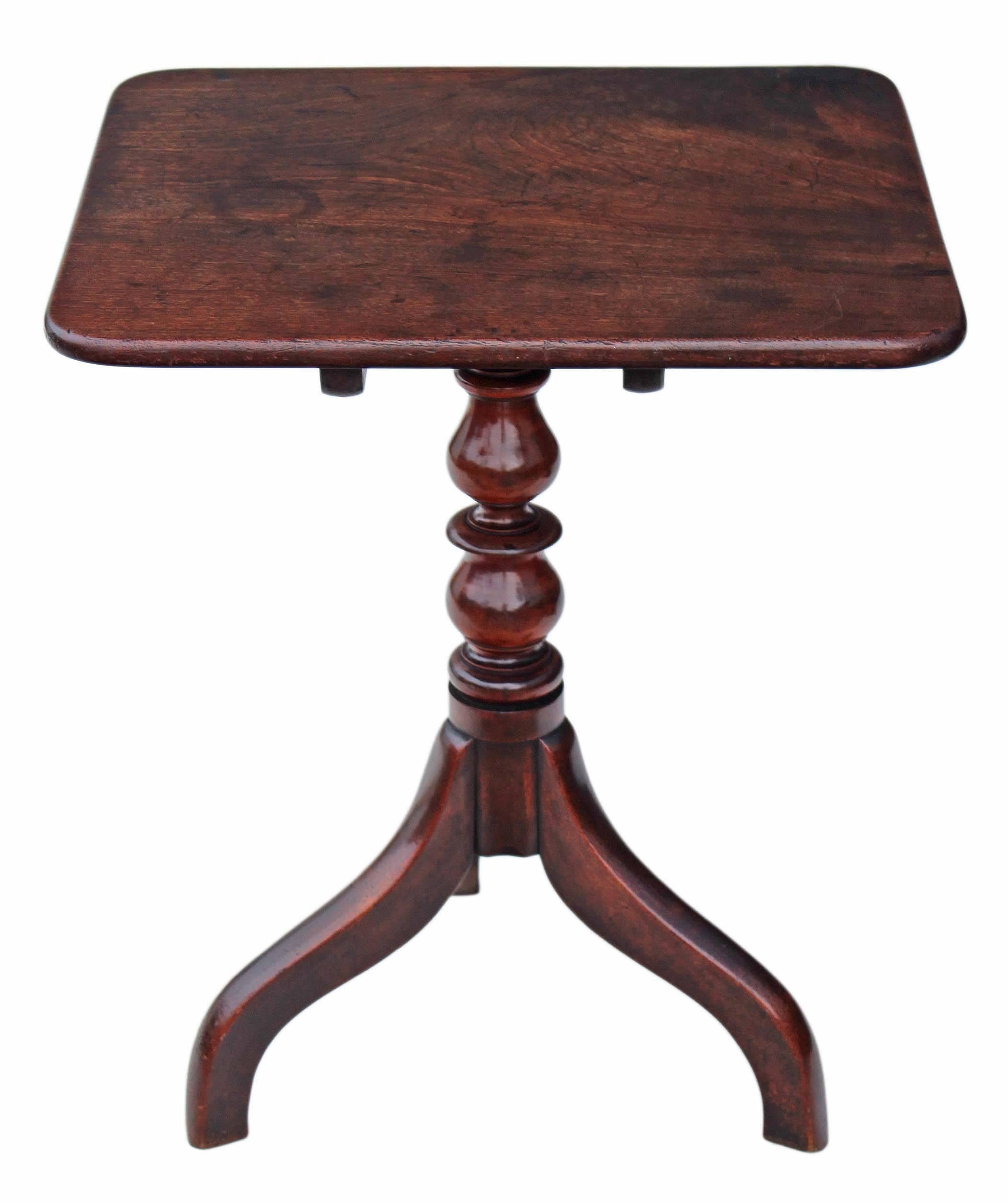 Antique Georgian mahogany tilt-top supper, side or occasional table.

This is a lovely table, that is full of age, charm and character.

Very attractive thick, quality heavily patinated top.

No loose joints or wobbles.

Simple tripod base a