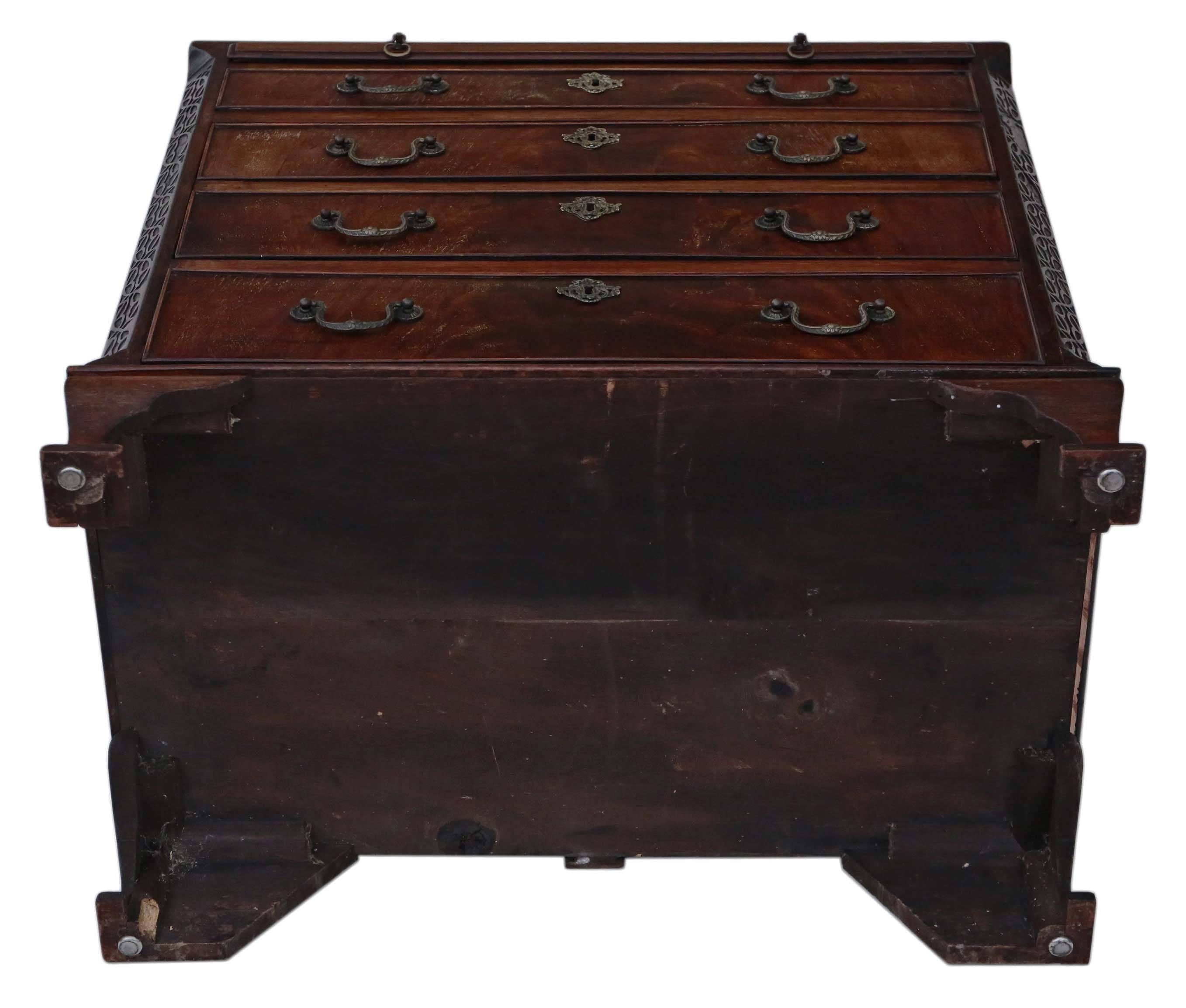 Oak Antique Quality Small Georgian Revival, circa 1910 Mahogany Chest of Drawers For Sale