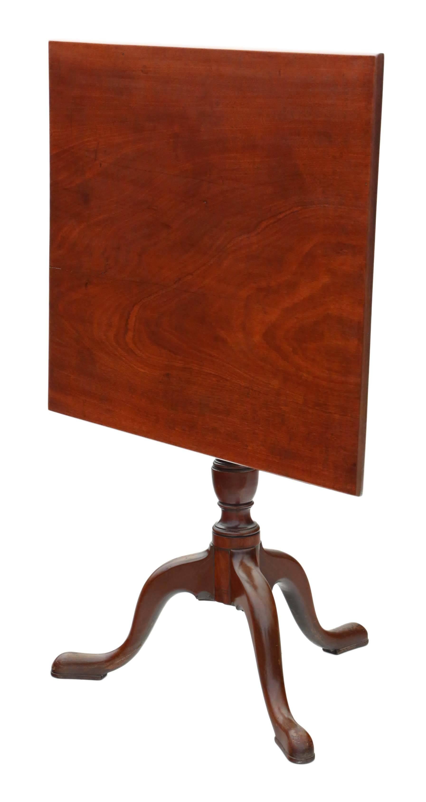 Antique Georgian circa 1820 Mahogany Tilt-Top Supper Table Side Wine For Sale 2