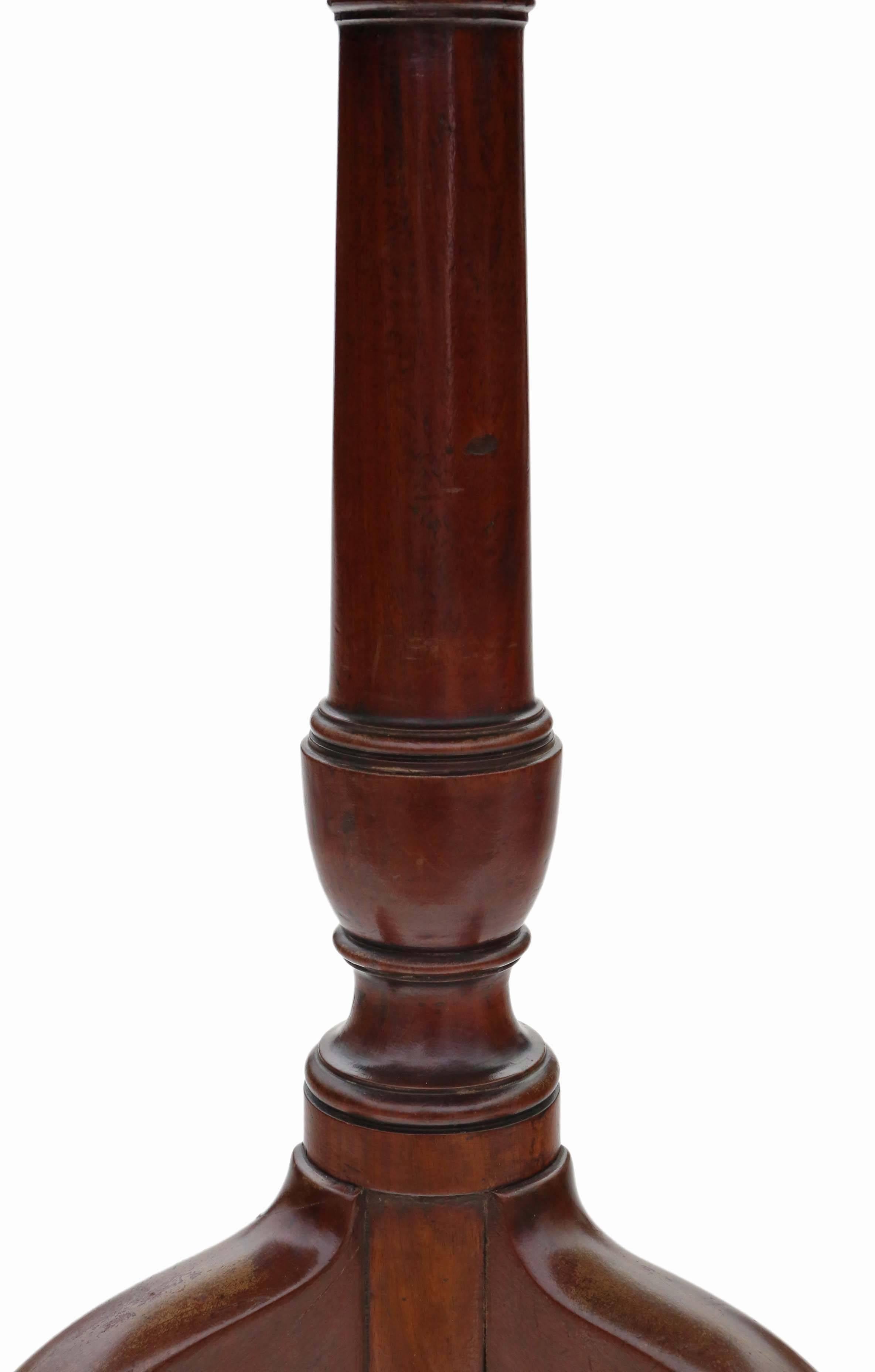 Early 19th Century Antique Georgian circa 1820 Mahogany Tilt-Top Supper Table Side Wine For Sale