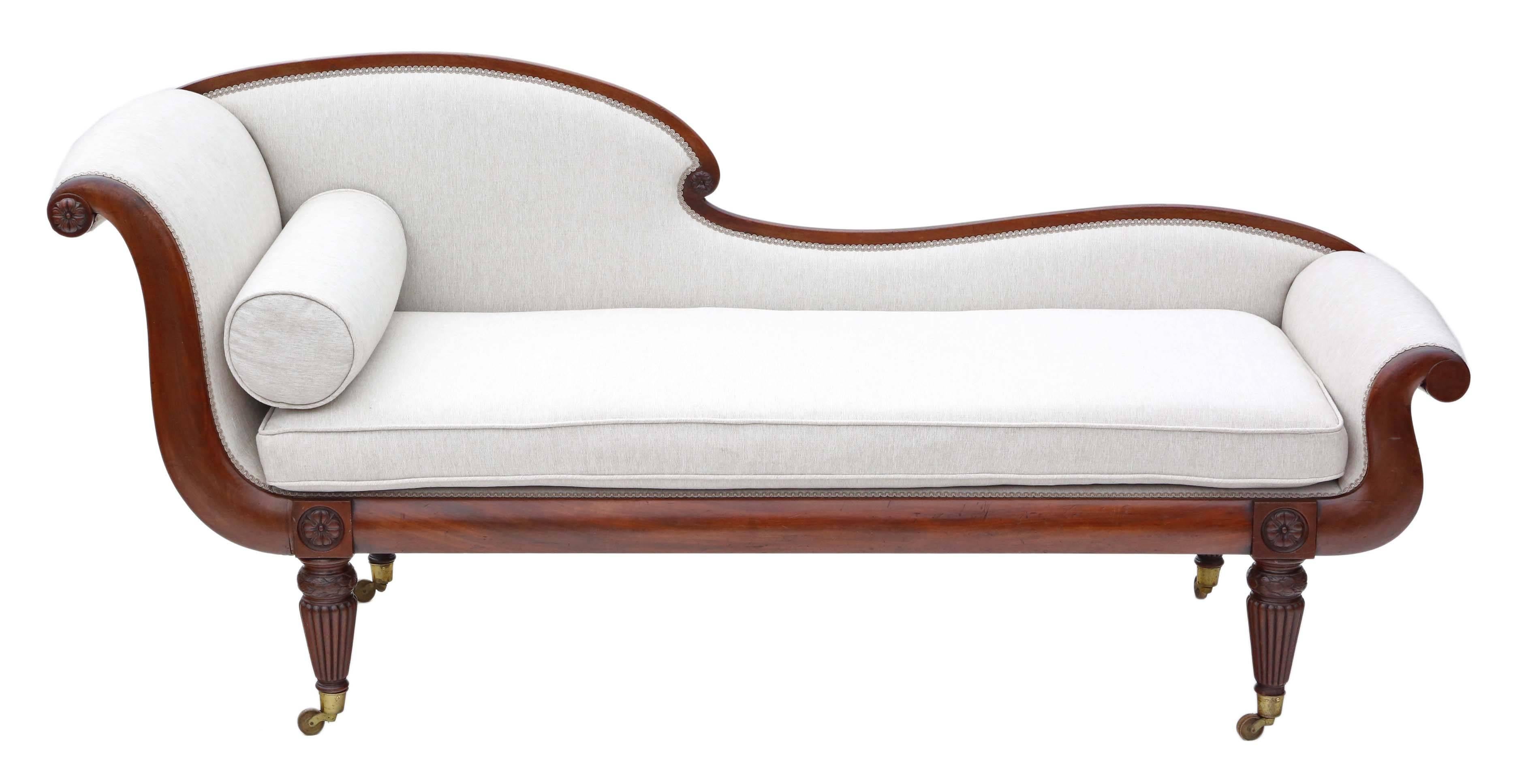 Antique Quality Regency circa 1825 Mahogany Scroll Arm Chaise Longue Sofa In Good Condition In Wisbech, Walton Wisbech