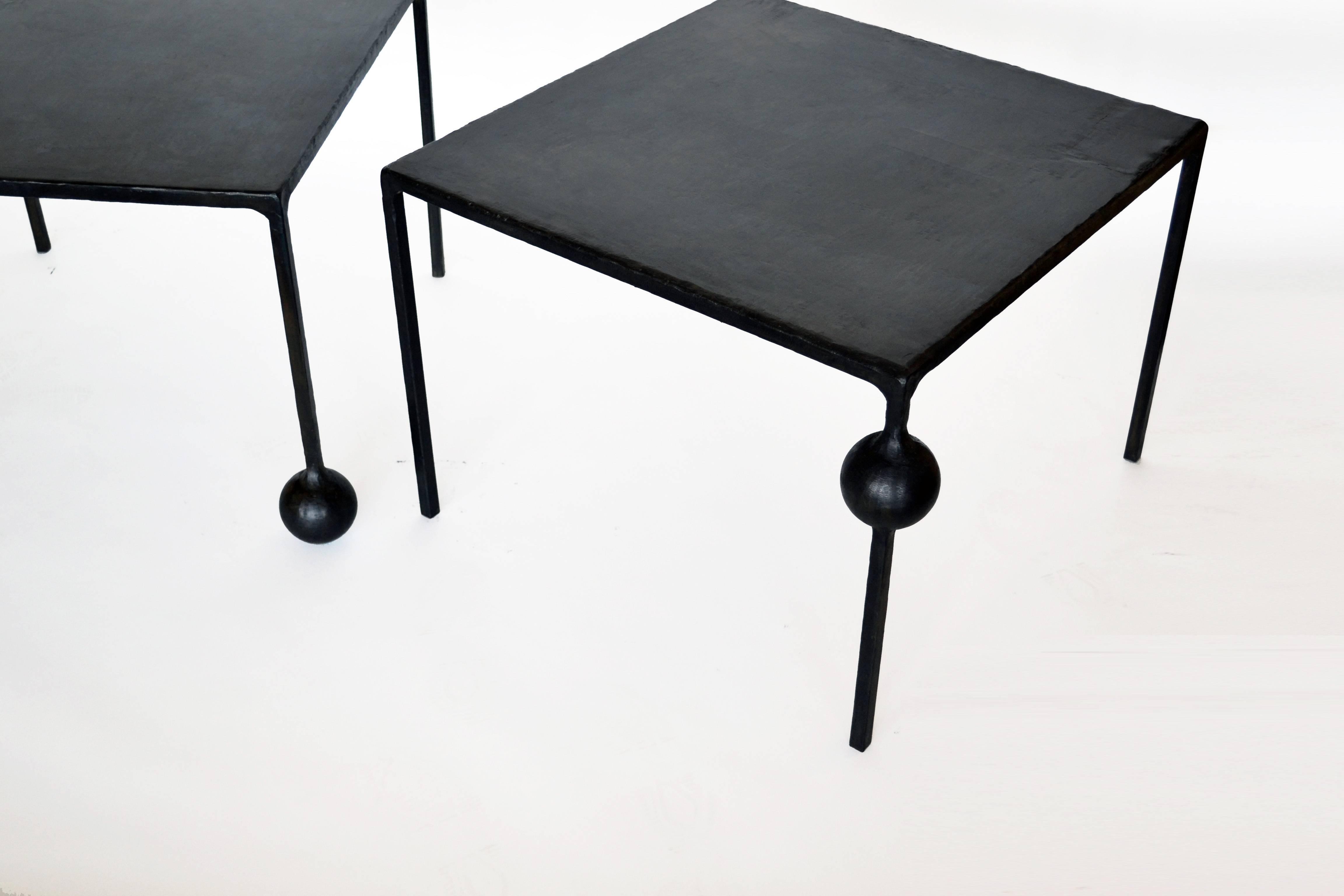 Pair of End/Side Tables Modern Geometric Handmade Carved Blackened Steel In New Condition In Bronx, NY