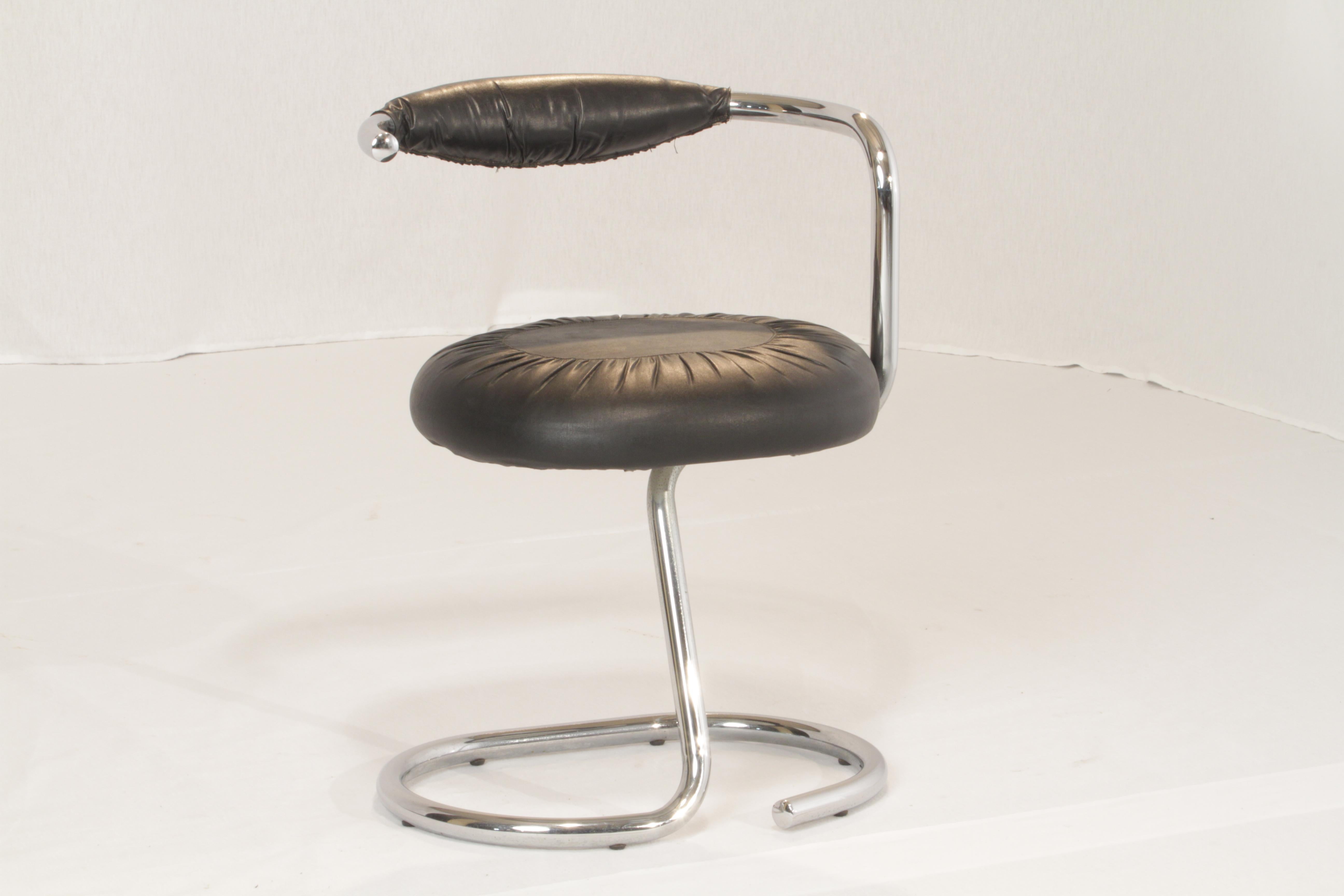 Midcentury Set of 6 Italian Chrome Cobra Chairs by Giotto Stoppino, 1970s In Excellent Condition In Paris, IDF