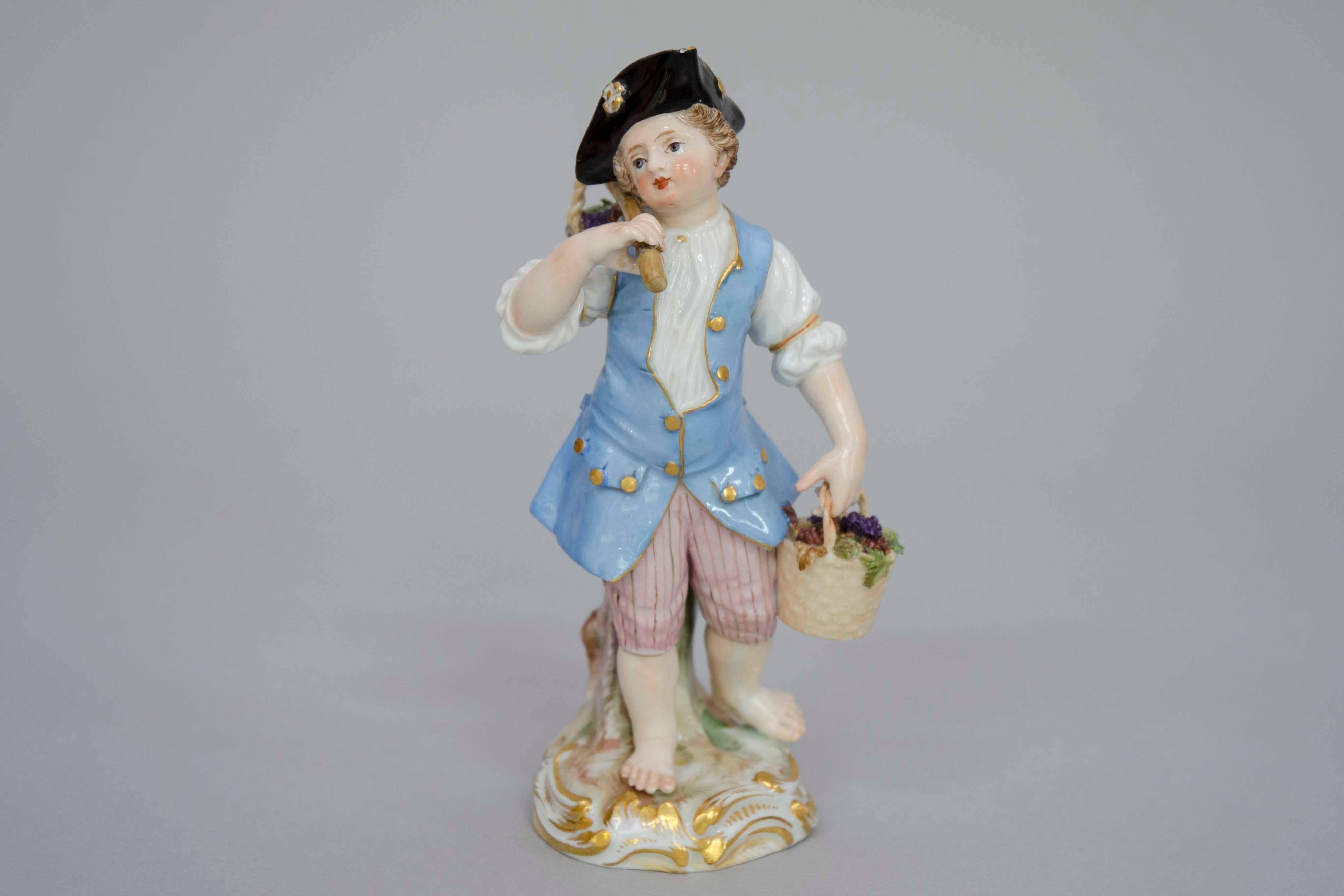 19th Century Meissen Porcelain Figures, Gardening Couple of Children For Sale 1