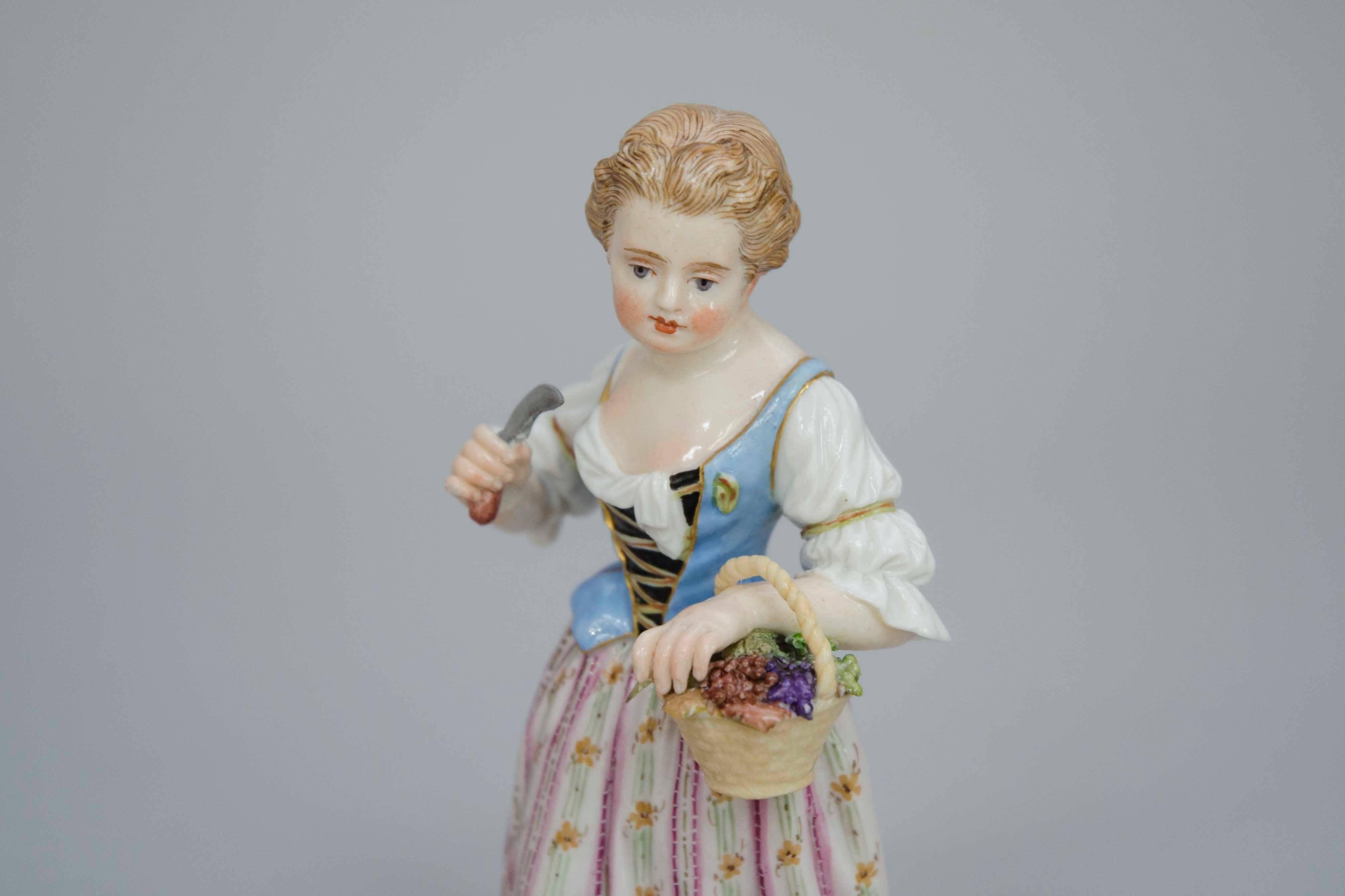 19th Century Meissen Porcelain Figures, Gardening Couple of Children For Sale 3