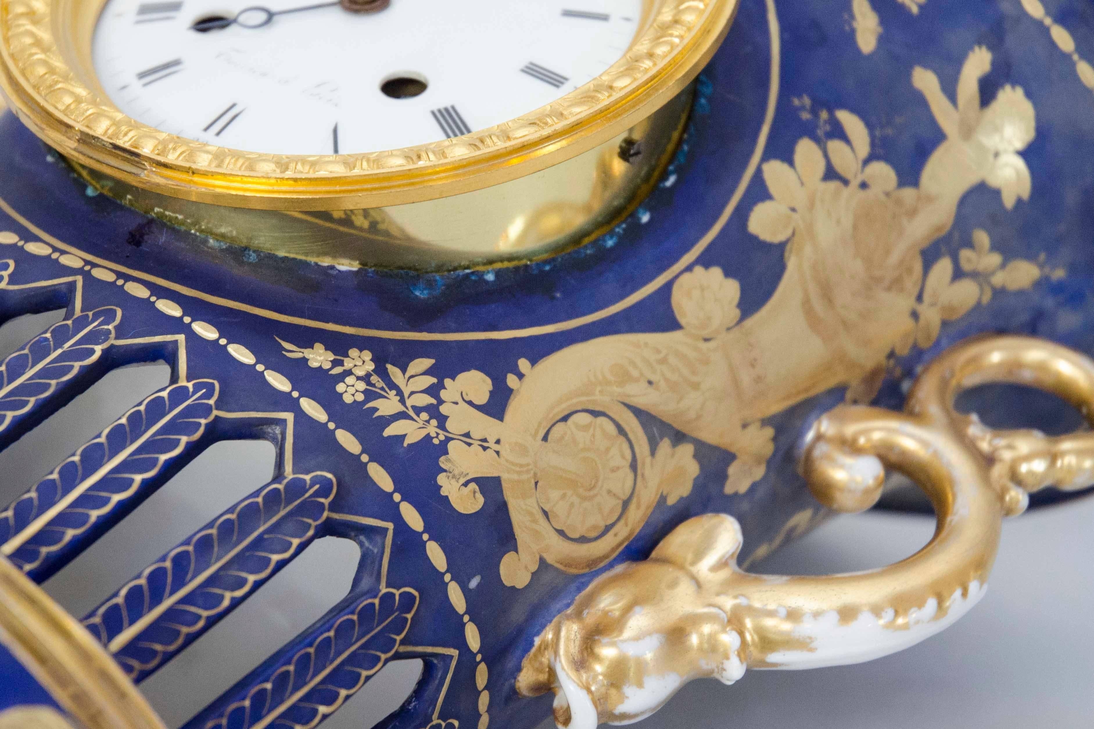 Empire Darte Porcelain Vase Clock with Lapis Bleu Ground and Gild Decorations For Sale 2