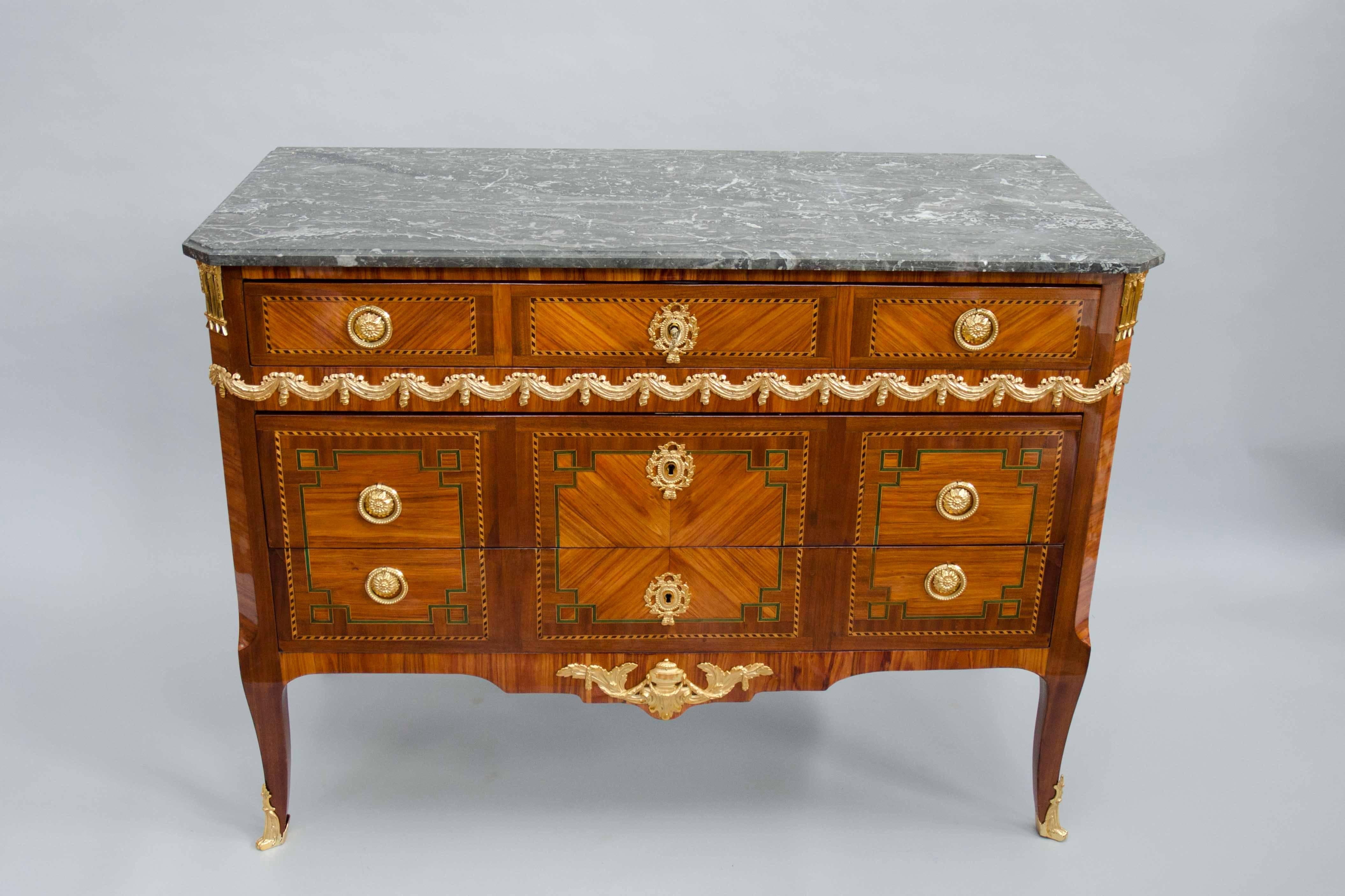 Napoleon III 19th Century Transition Style Rosewood and Mahogany Veneer Commode For Sale