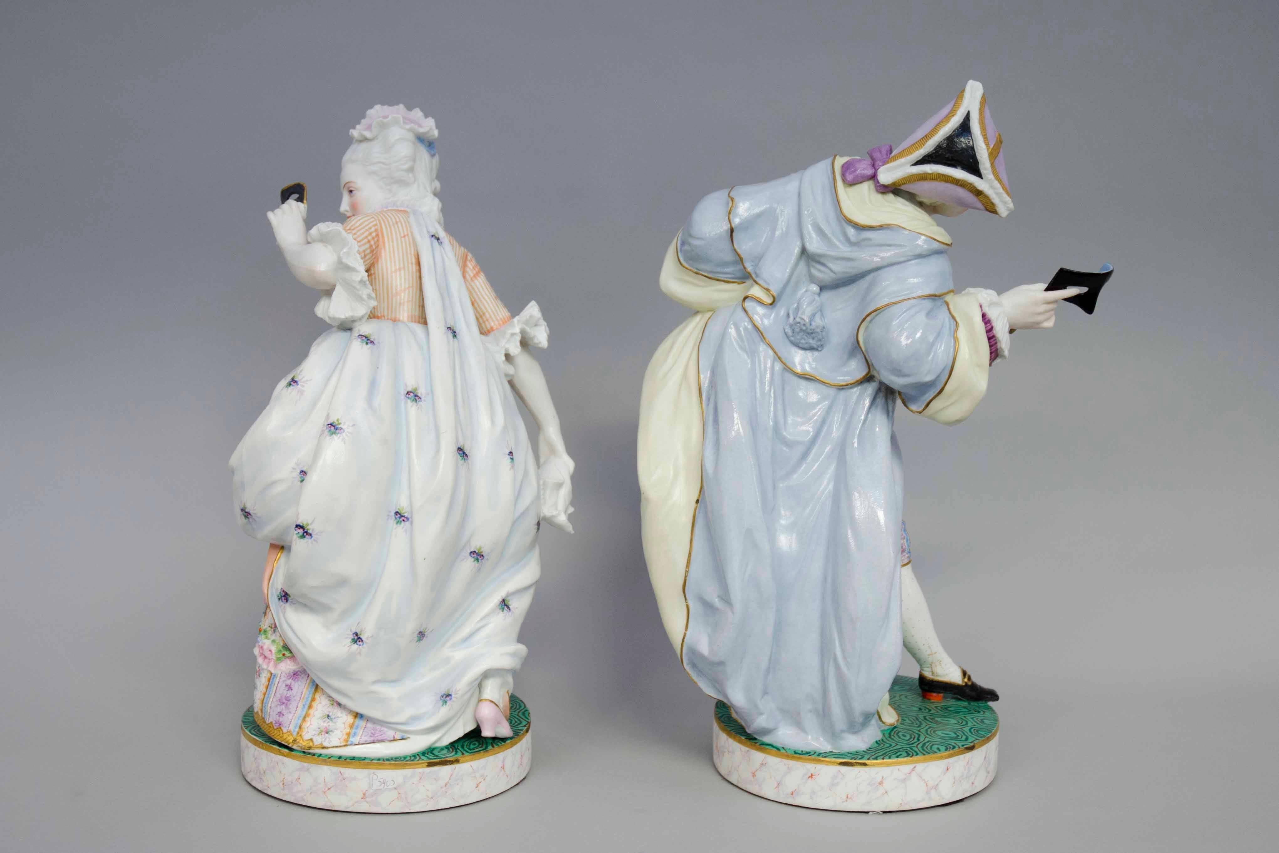 19th Century polychrome Bisque court figures, Vion et Baury in Paris In Excellent Condition For Sale In Brussels, BE