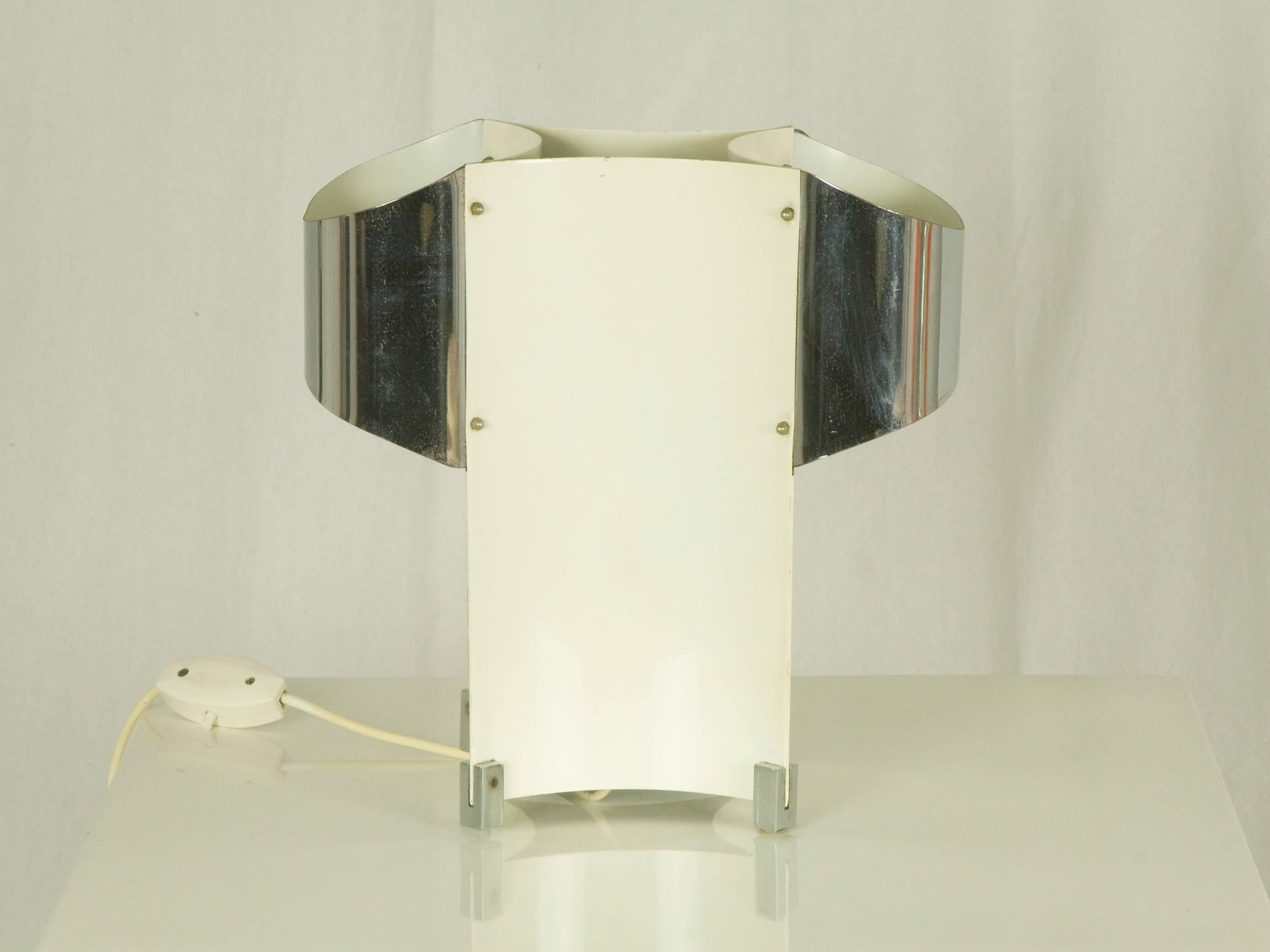 Mid-20th Century Pair of Italian Chrome and Painted Metal, 1960s Nightstand Table Lamps