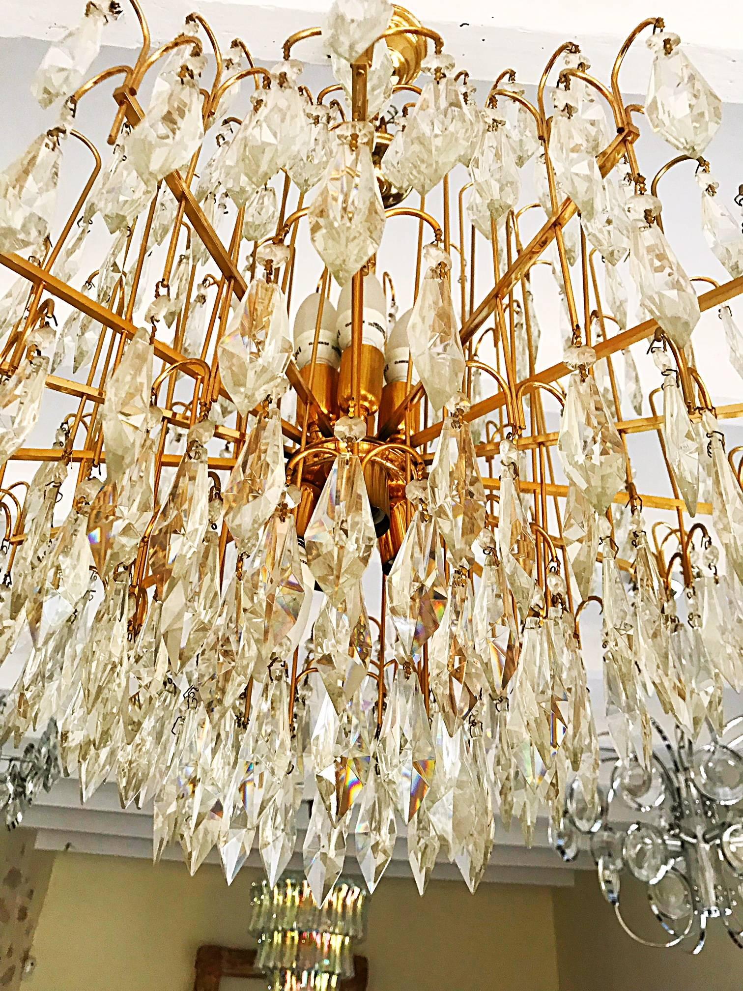 Mid-Century Modern Italian murano cut crystal chandelier Brass frame gold-plated fitted , 1970