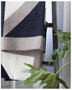 Black and White Contemporary Carpet, Flat-Weave Dhurrie Rug in Handwoven Cotton