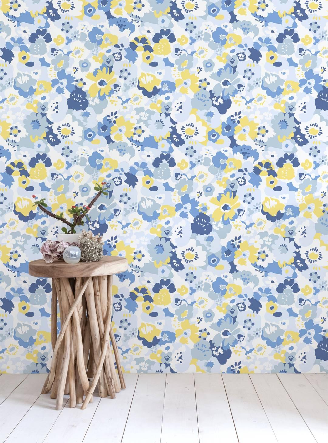 Sophisticated flower power for those who love a chic, feminine print!
 
Samples are available for $18 including US shipping, please message us to purchase.  

Printing: Digital pigment print (minimum order of 4 rolls). 
Material: FSC-certified