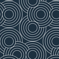 Papier peint de créateur en crop circles bleu nuit 'White and Deep Navy'