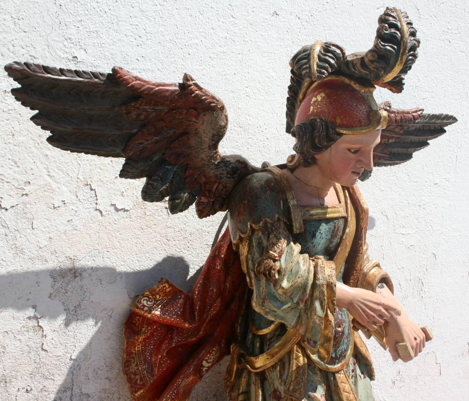 San Miguel Arcángel in Carved Wood, Polychrome, Stewed and Gold, Castilla FF SX In Excellent Condition For Sale In Marbella, ES