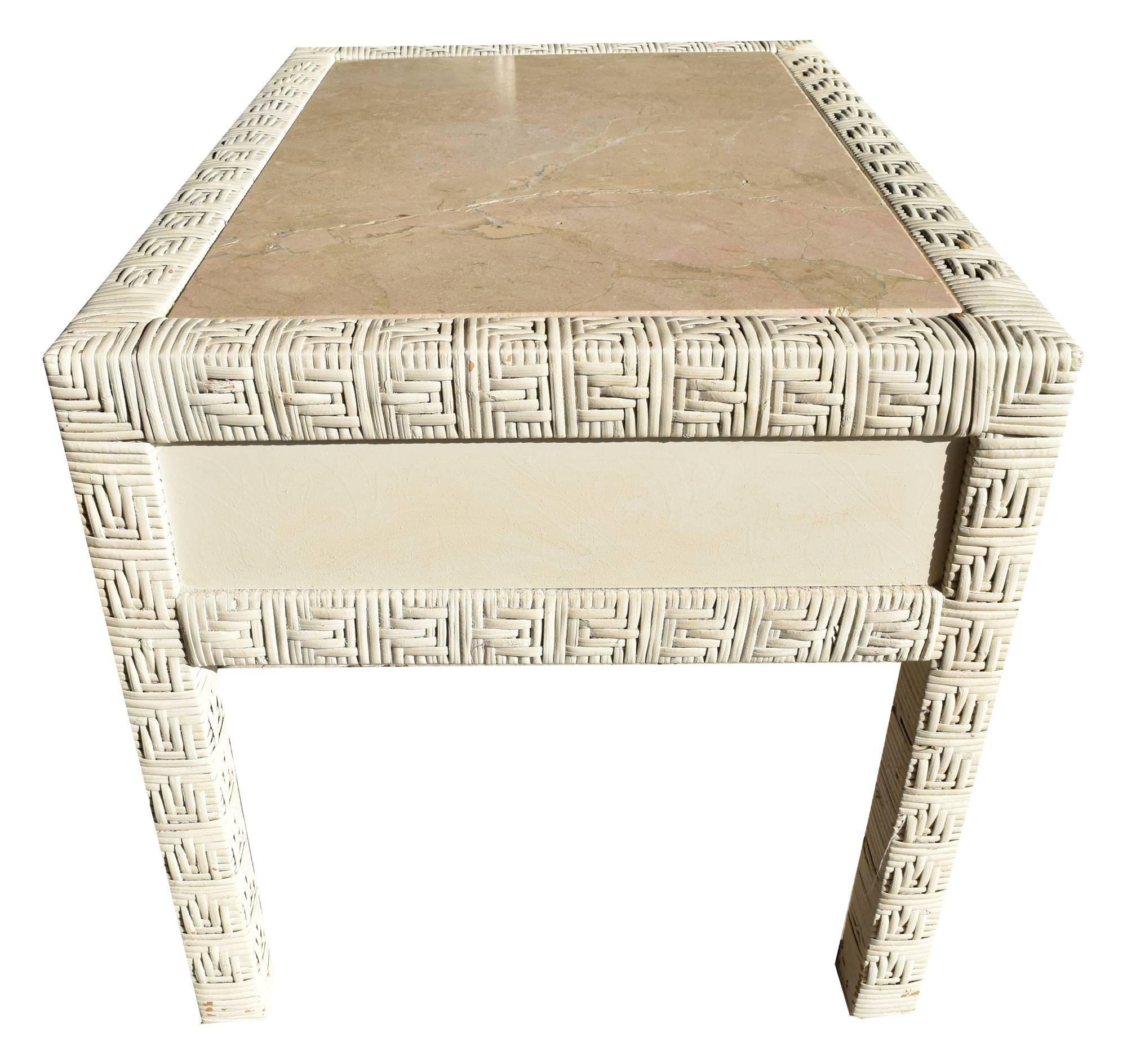 1980s Pair of One Drawer wicker Bedside Tables with Crema Marble Tops For Sale 1