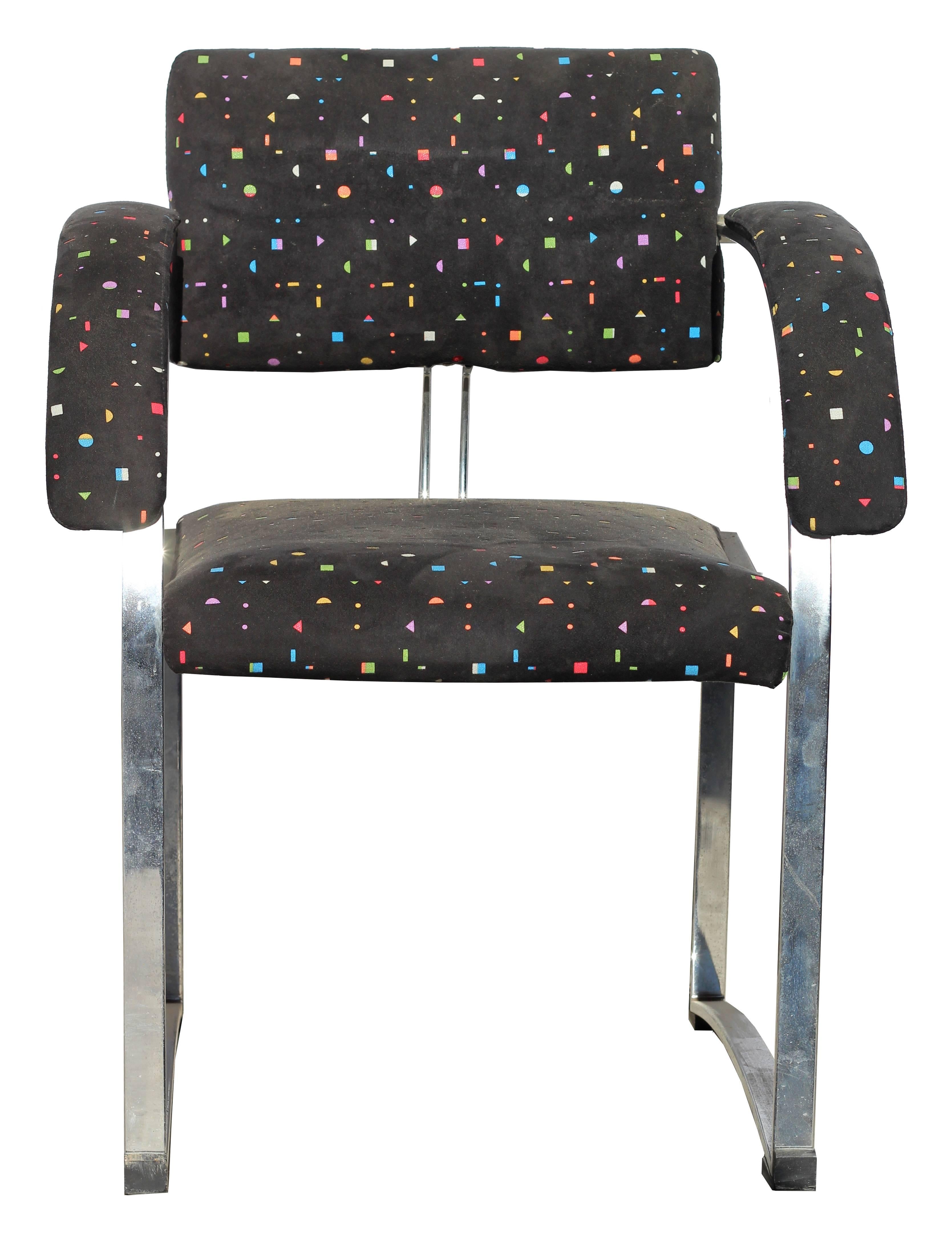 Italian modern design with the original upholstery, colors and geometric shapes.
 