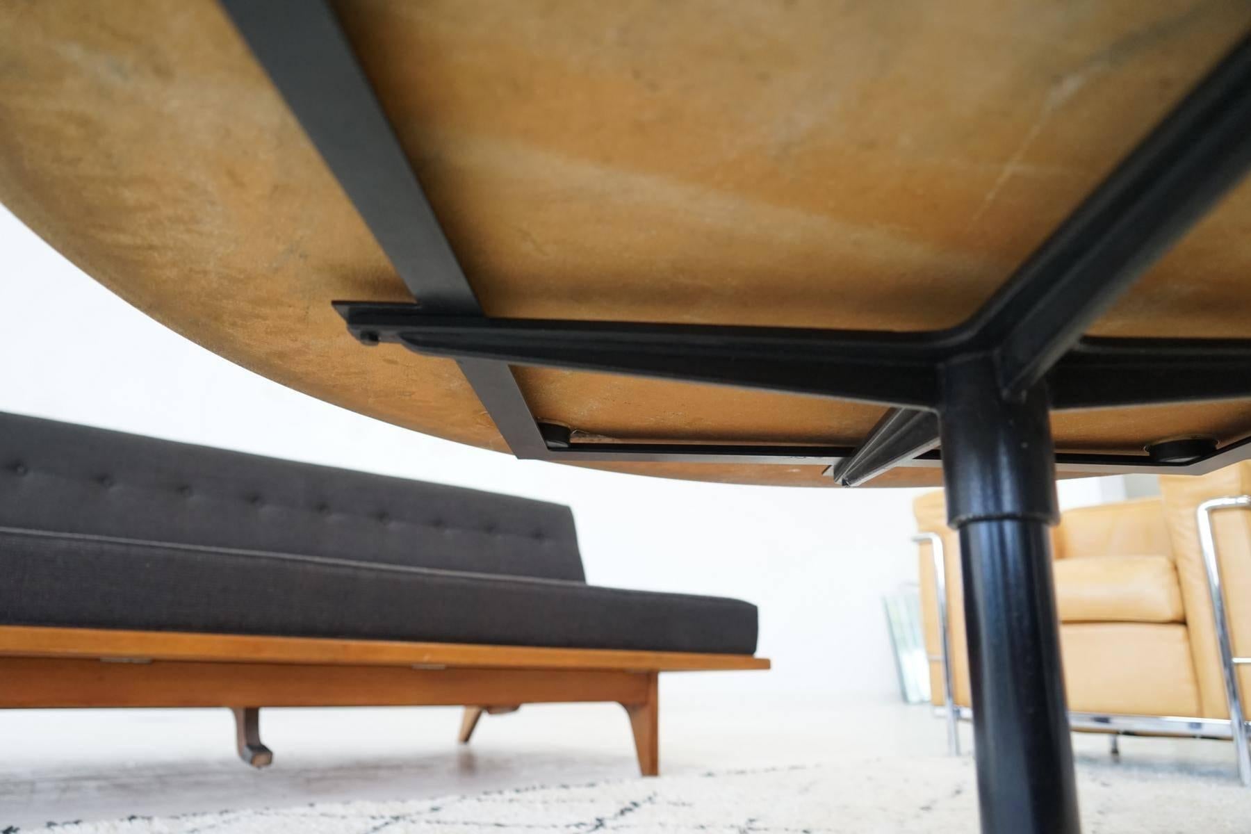 Charles Ray Eames Marmor-Couchtisch Beistelltisch Aluminiumgruppe Couch-Tisch im Angebot 1