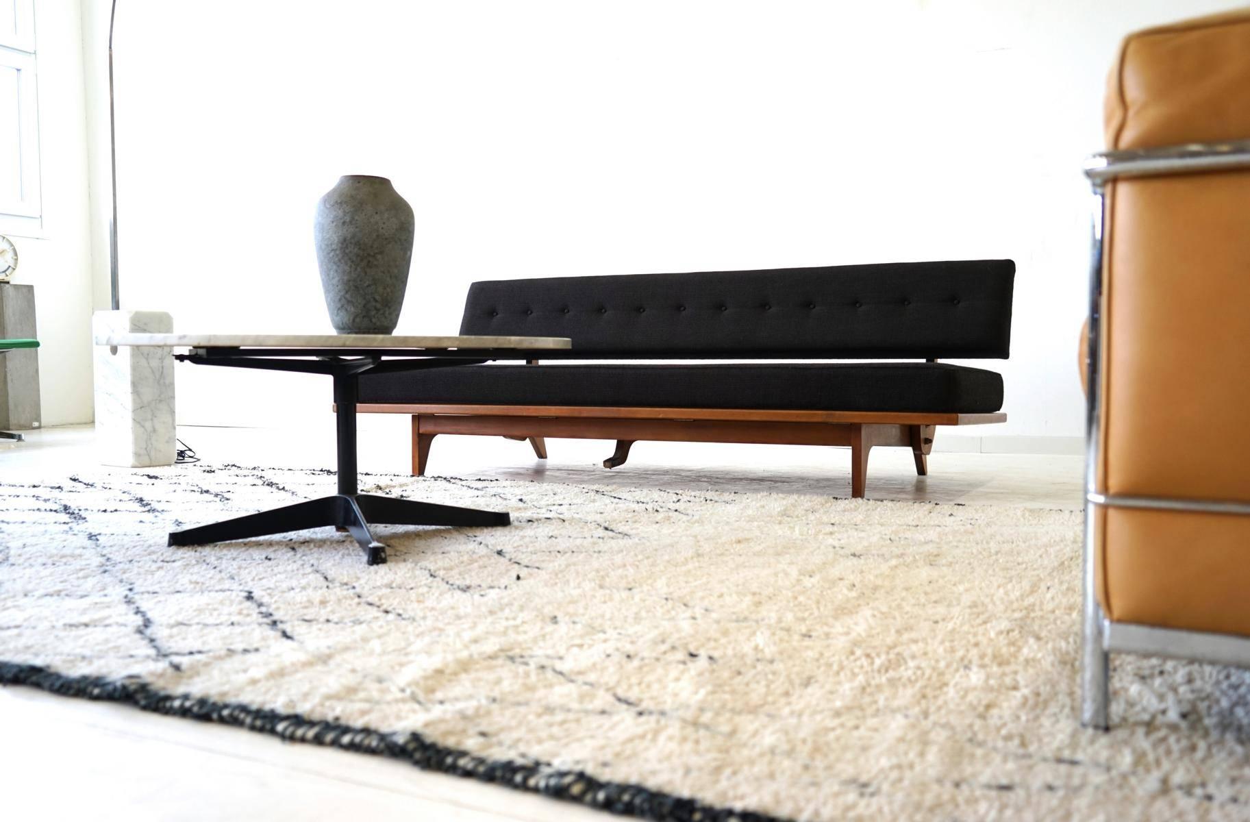 Charles Ray Eames Marmor-Couchtisch Beistelltisch Aluminiumgruppe Couch-Tisch im Angebot 3