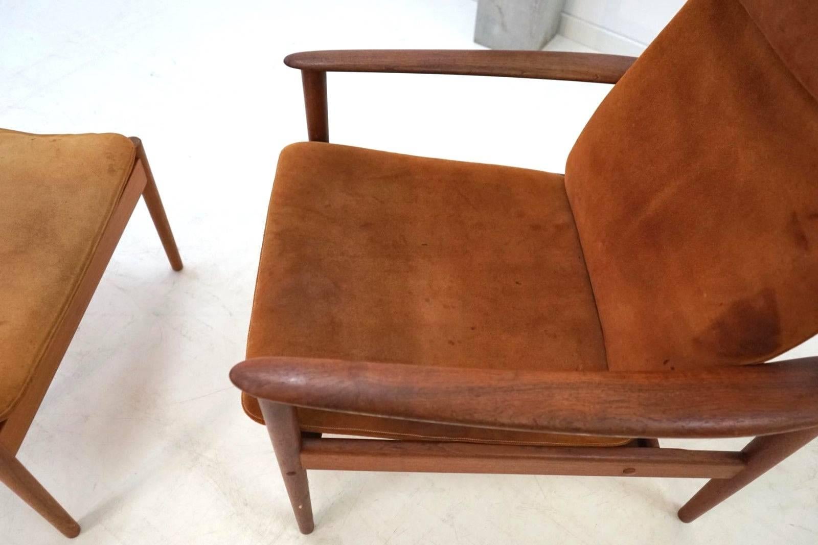Grete Jalk for Poul Jeppesen PJ56 Danish Leather Lounge Armchair and Ottoman 4