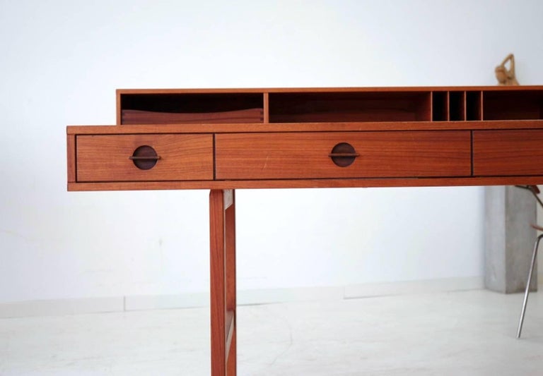 schreibtisch modern design, flip-top teak desk writing table for peter lovig nielsen by jens, Design ideen